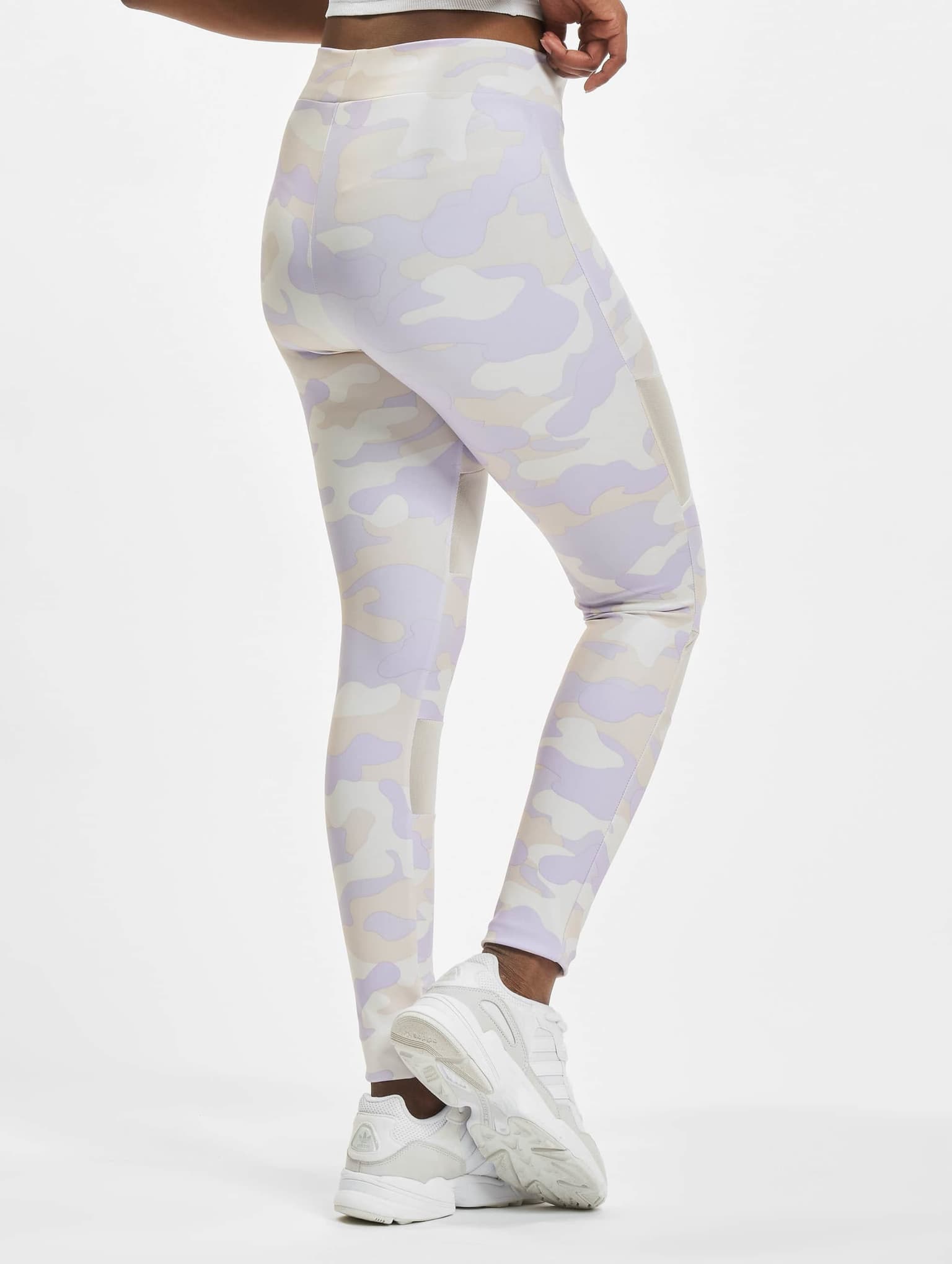 Urban Classics Ladies Camo Tech Mesh Leggings – Bild 2