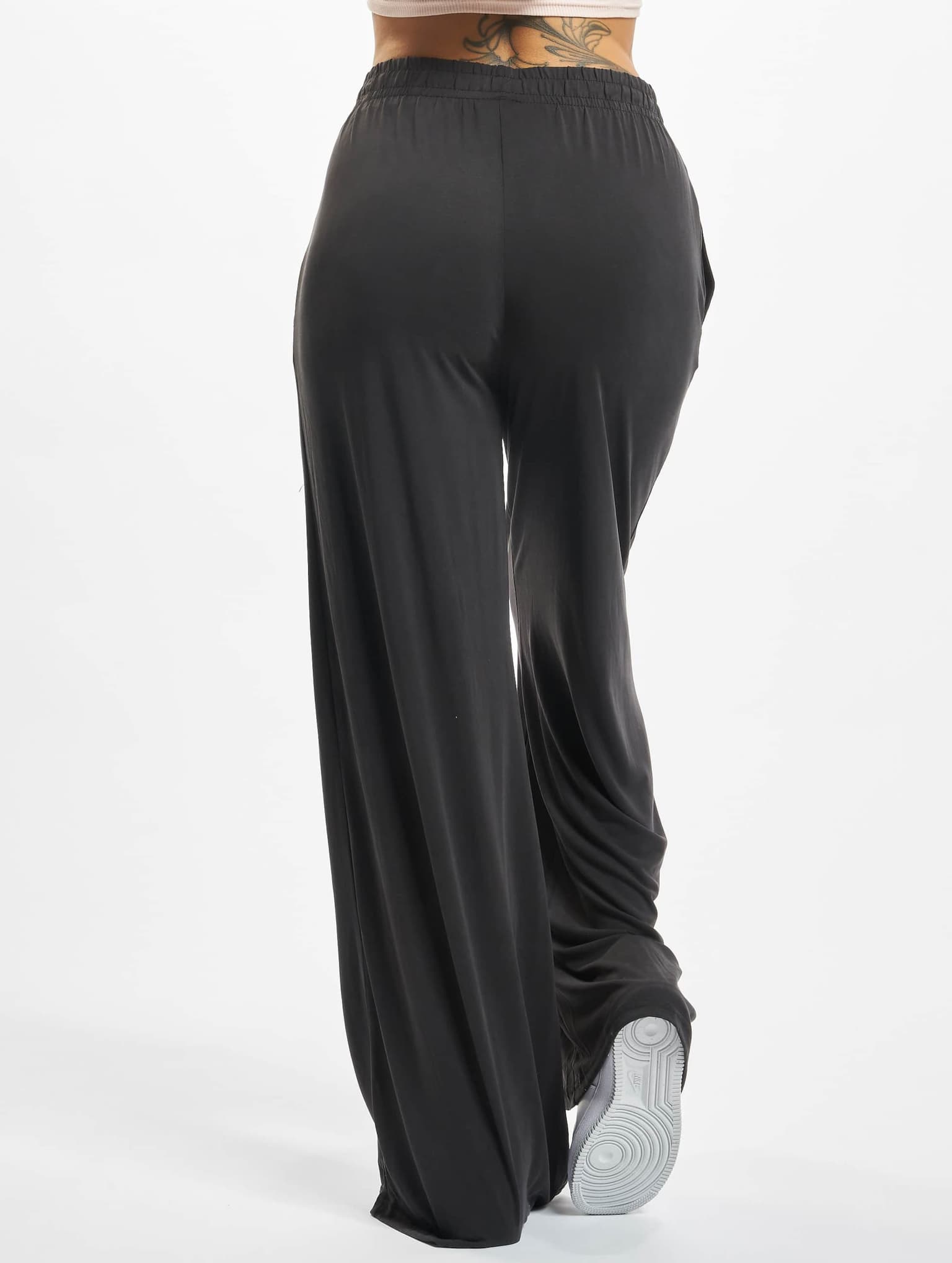 Urban Classics Ladies Plisse Pants – Bild 2