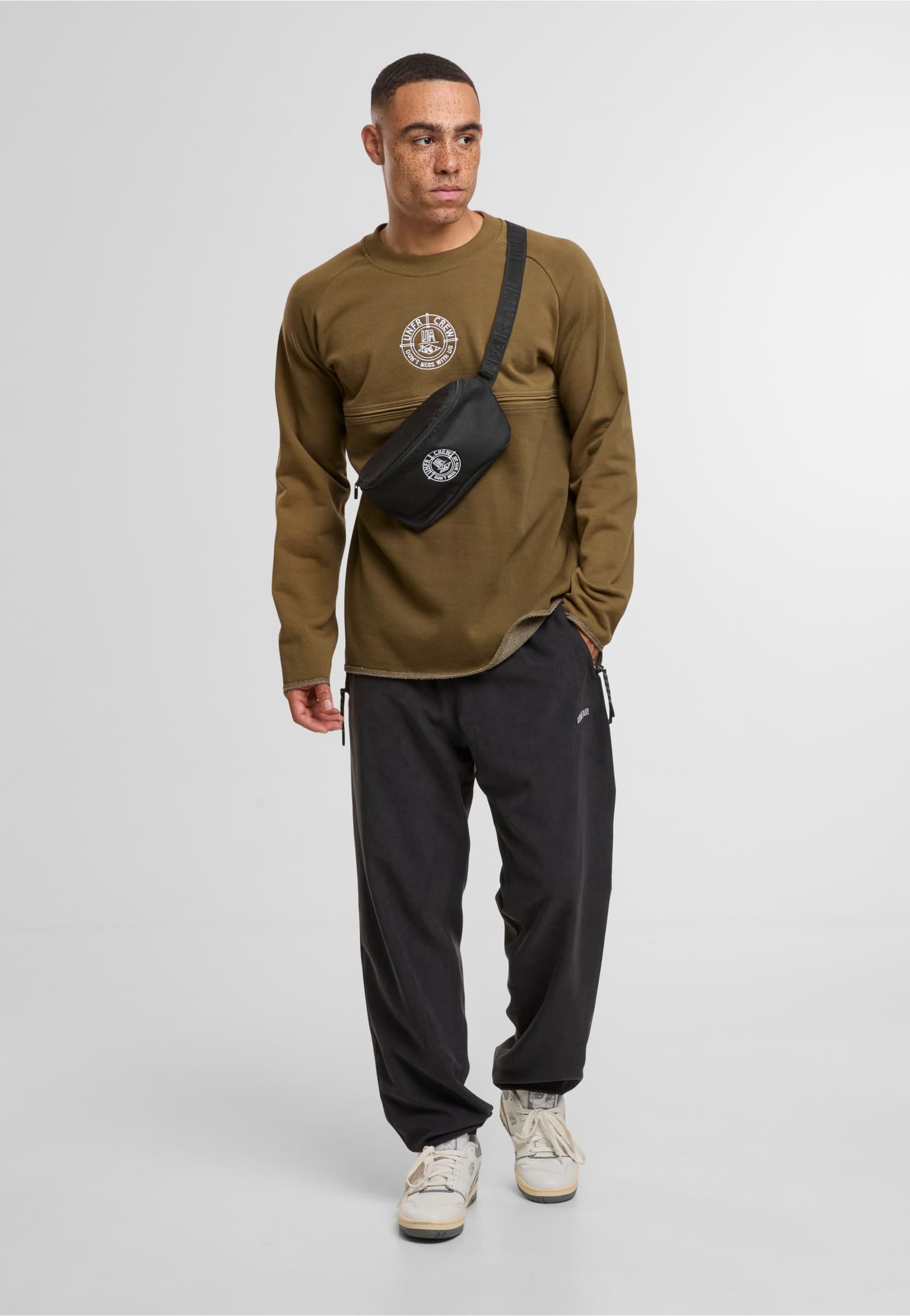 UNFAIR ATHLETICS DMWU Sailor Crewneck – Bild 3