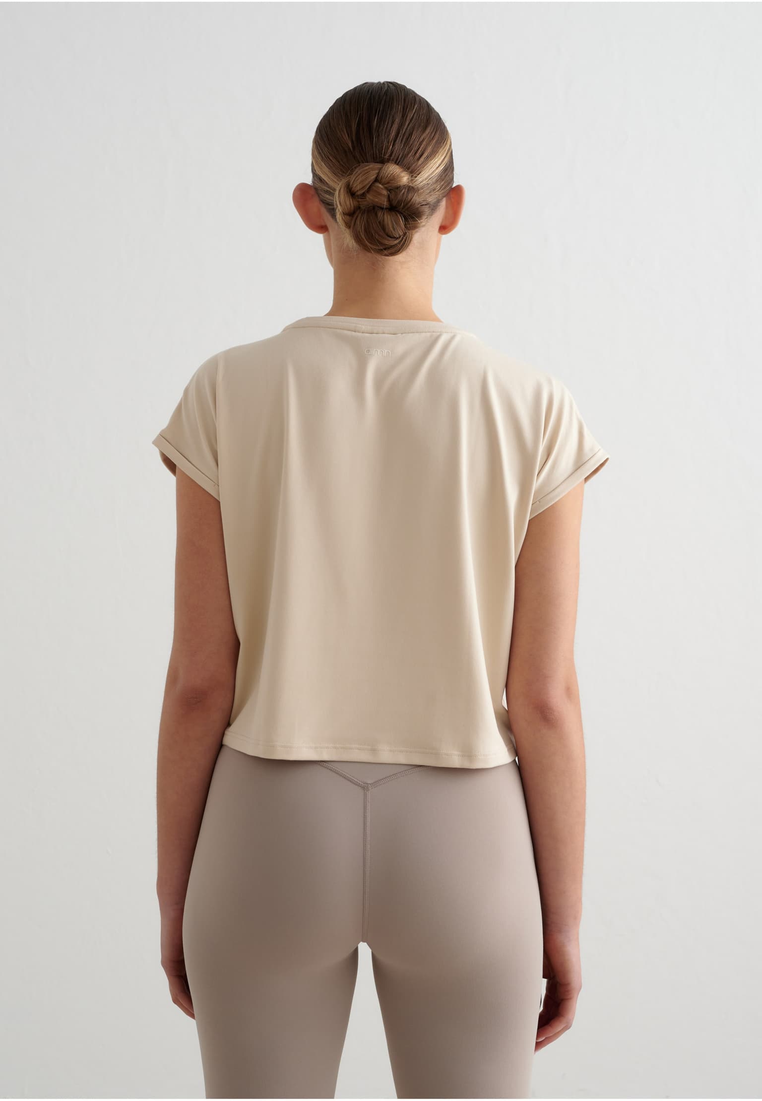 aimn Soft Basic Roll Sleeve Top – Bild 2