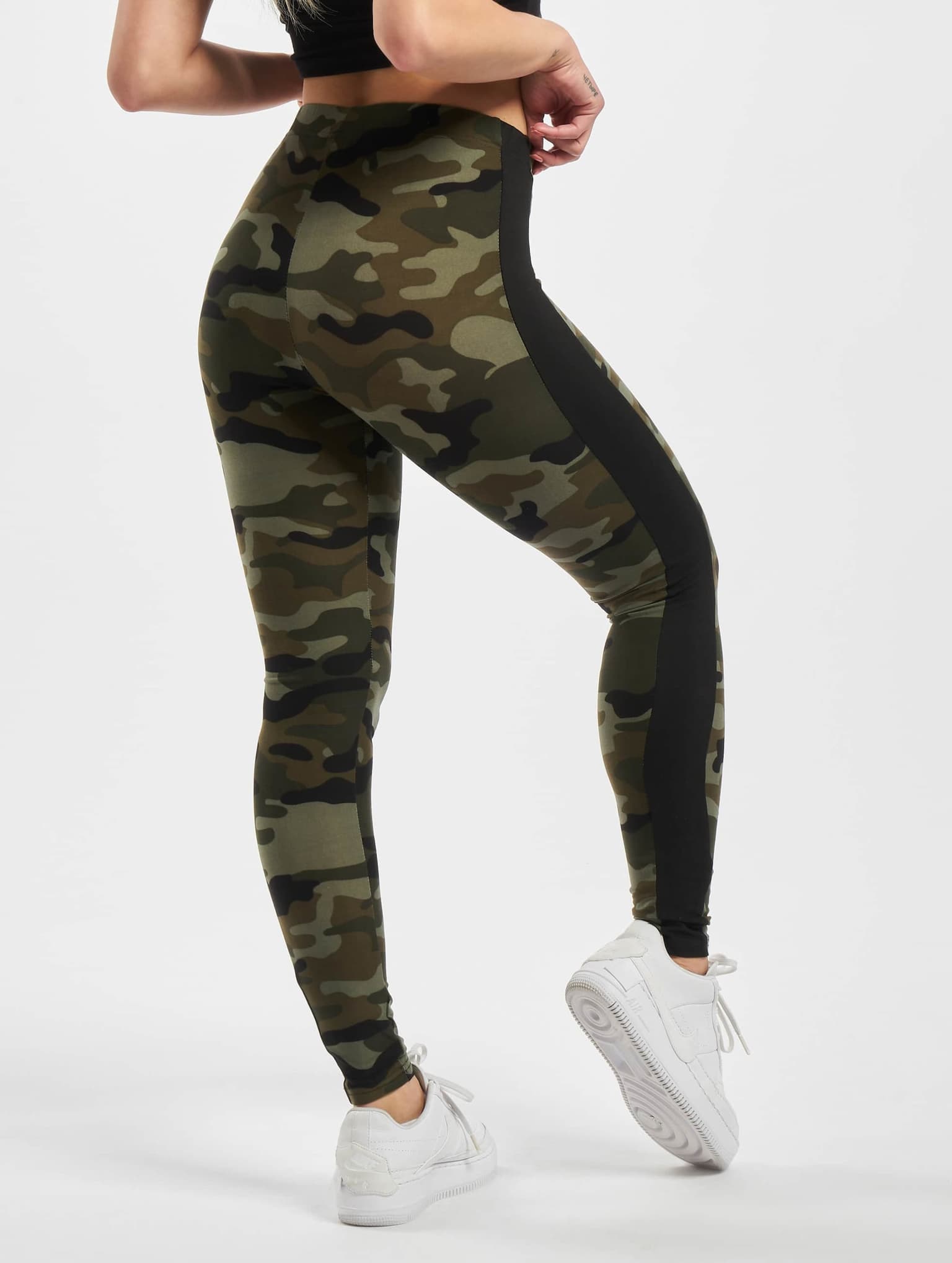 Urban Classics Ladies Camo Stripe Leggings – Bild 2