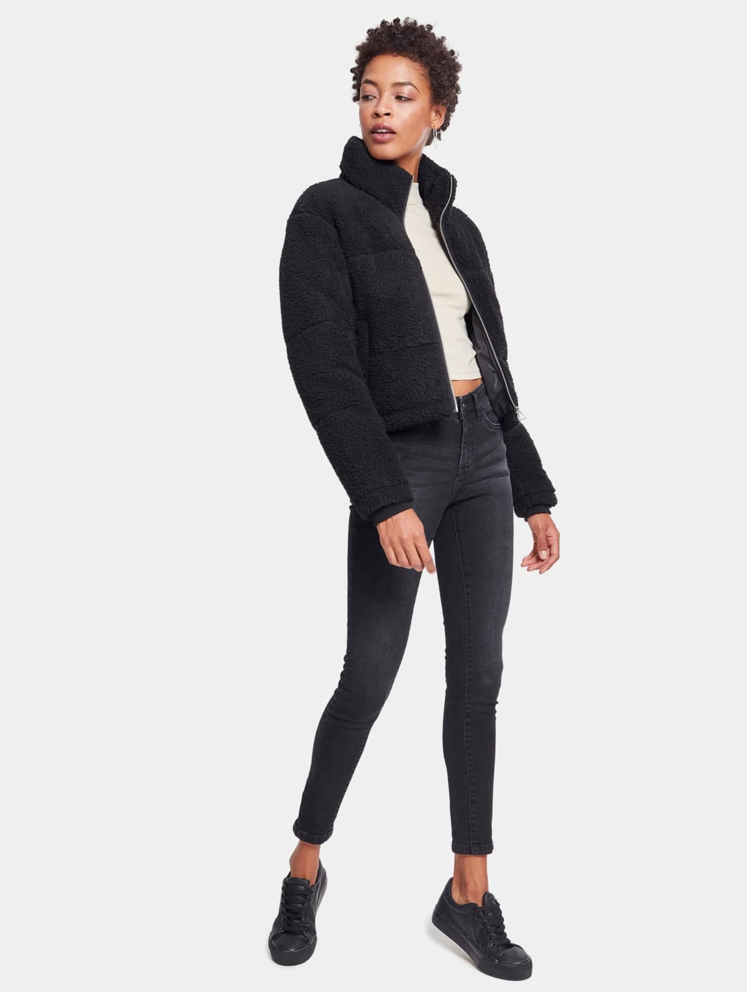 Urban Classics Ladies Boxy Sherpa Puffer Jacket – Bild 4