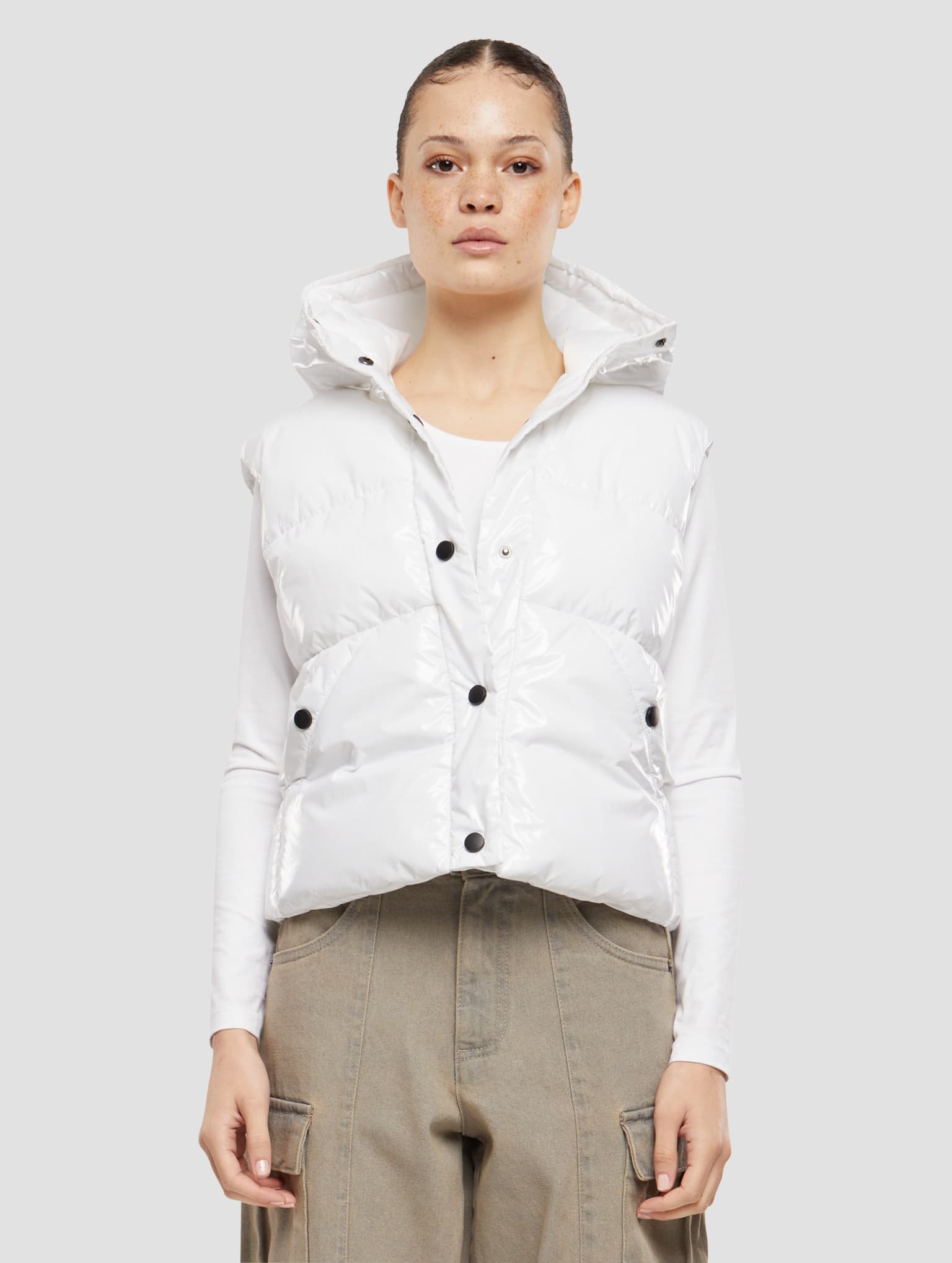 Urban Classics Ladies Essentials Shiny Puffer Vest with Hood