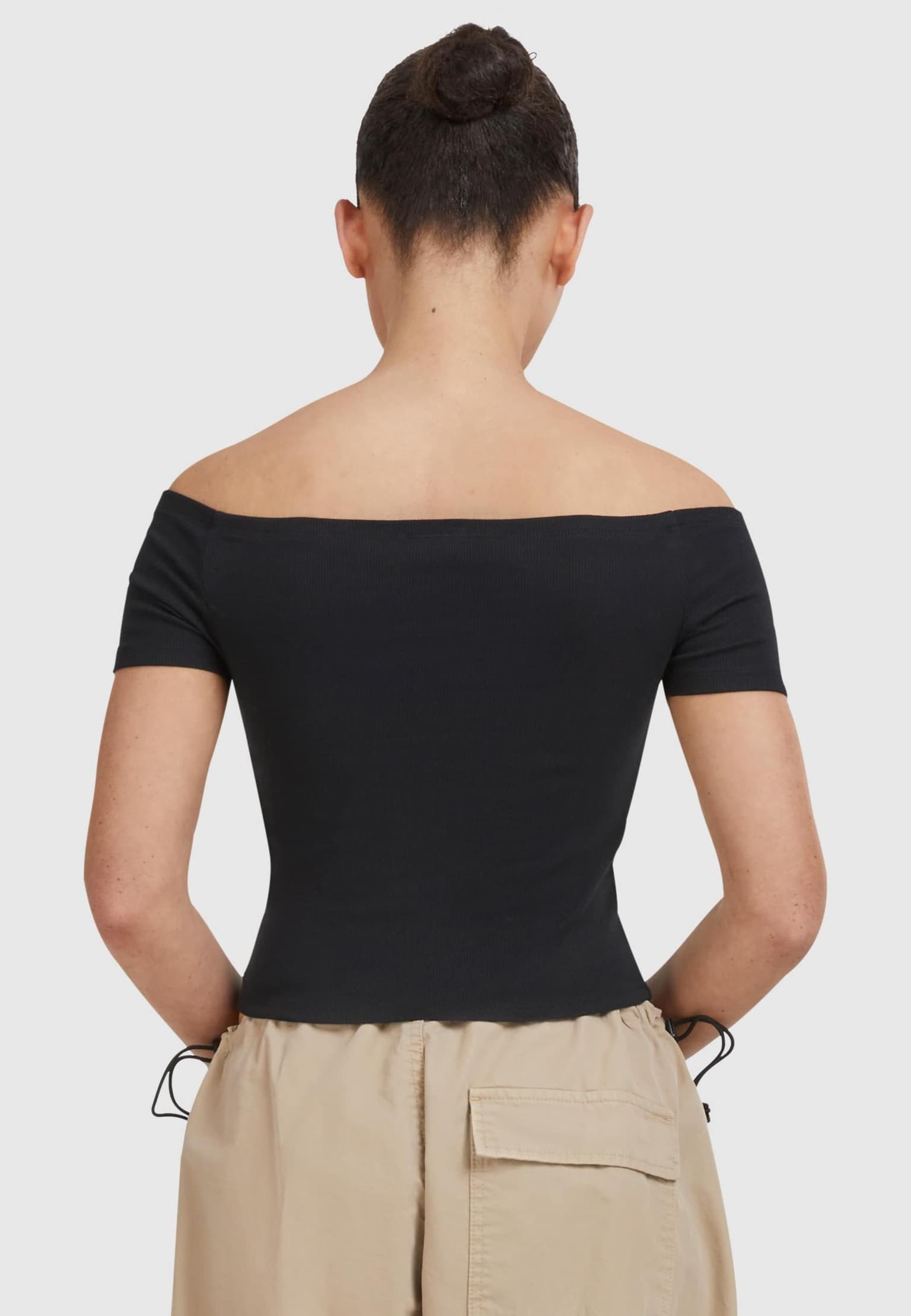 Urban Classics Ladies Essentials Off Shoulder Rib Tee – Bild 2