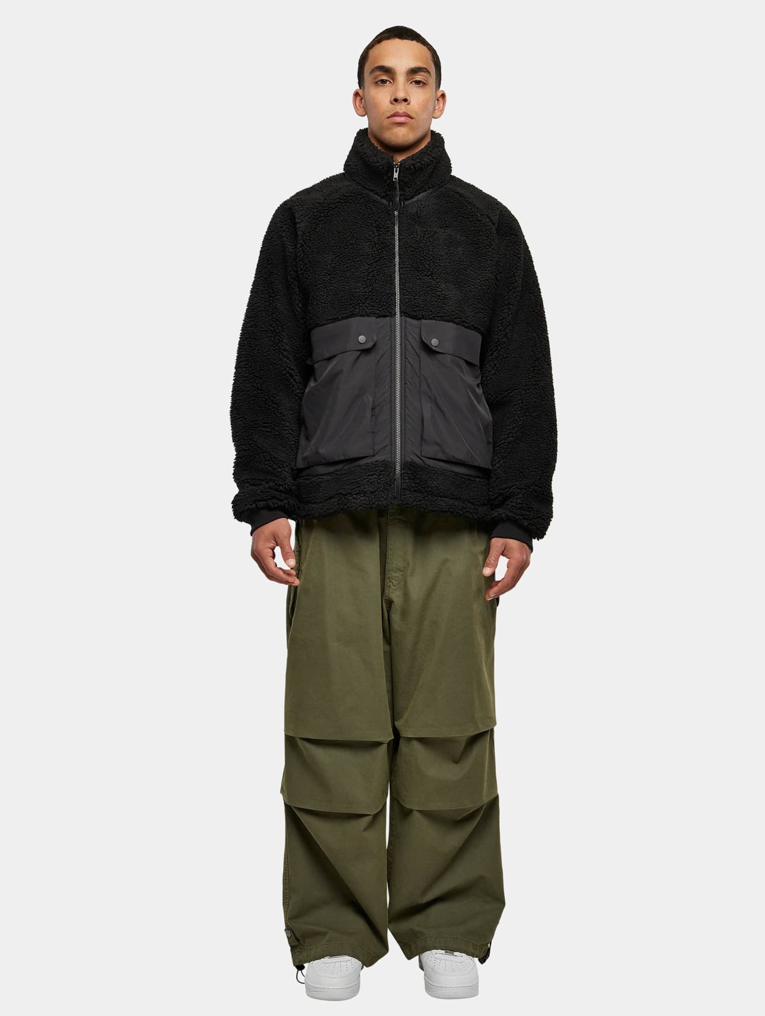 Urban Classics Short Raglan Sherpa Jacket – Bild 4