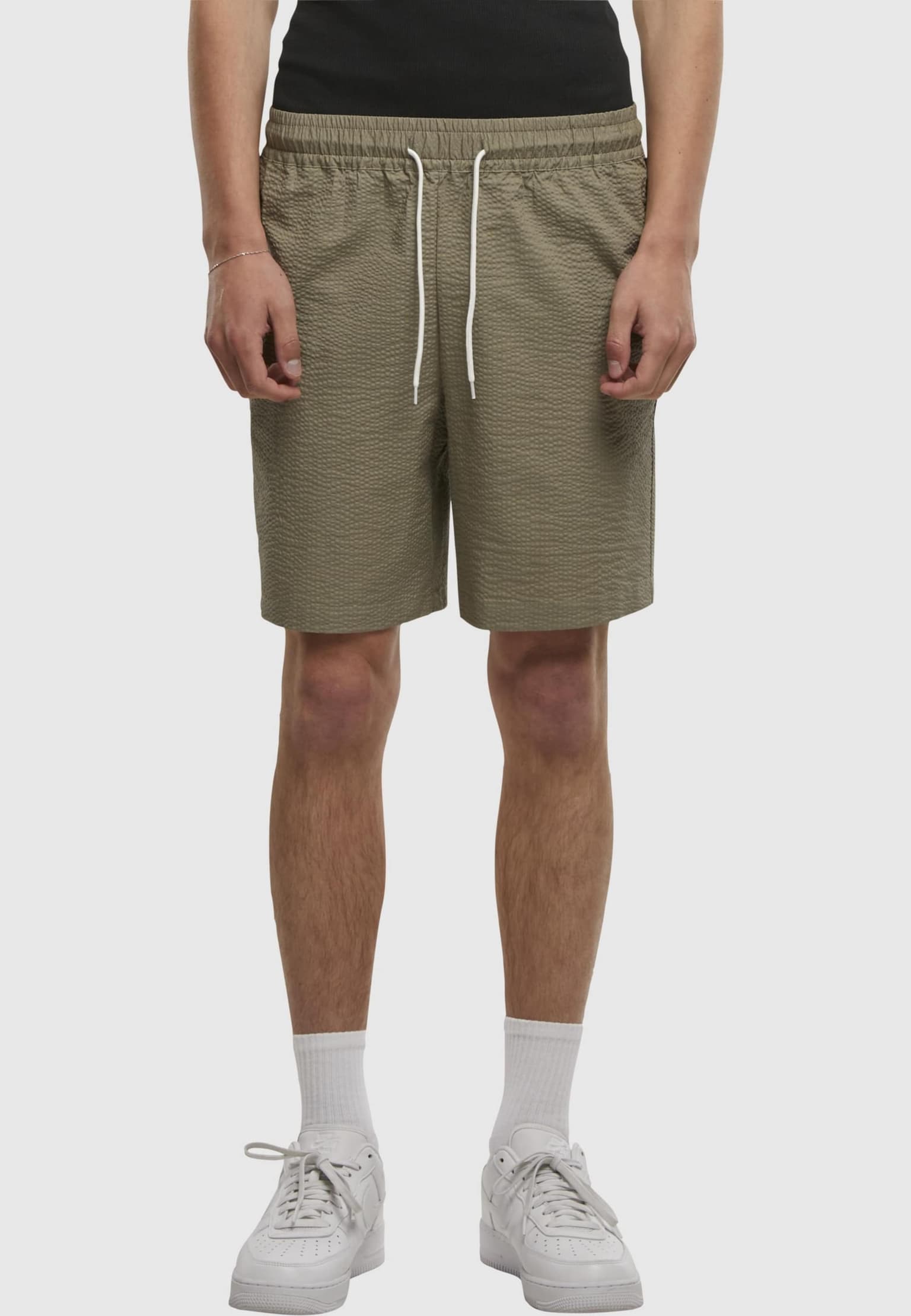 Urban Classics Basic Seersucker Short – Bild 3
