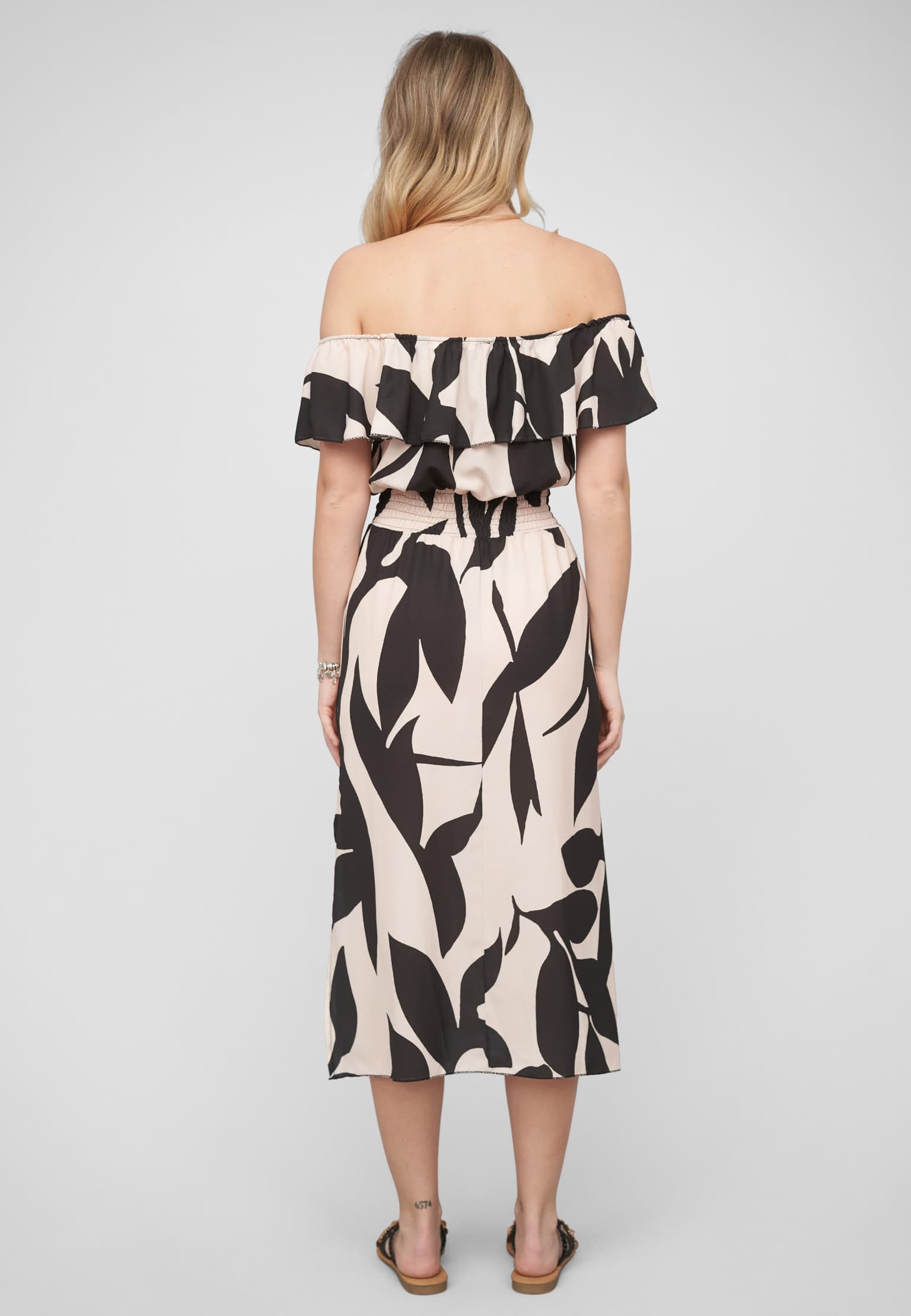 Cloud5ive Off Shoulder Dress – Bild 2