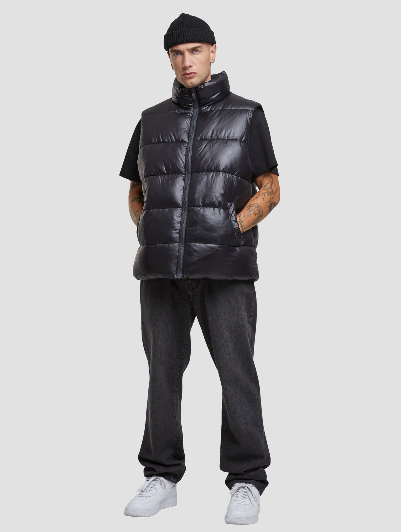 Urban Classics Essentials Big Puffer Vest – Bild 4