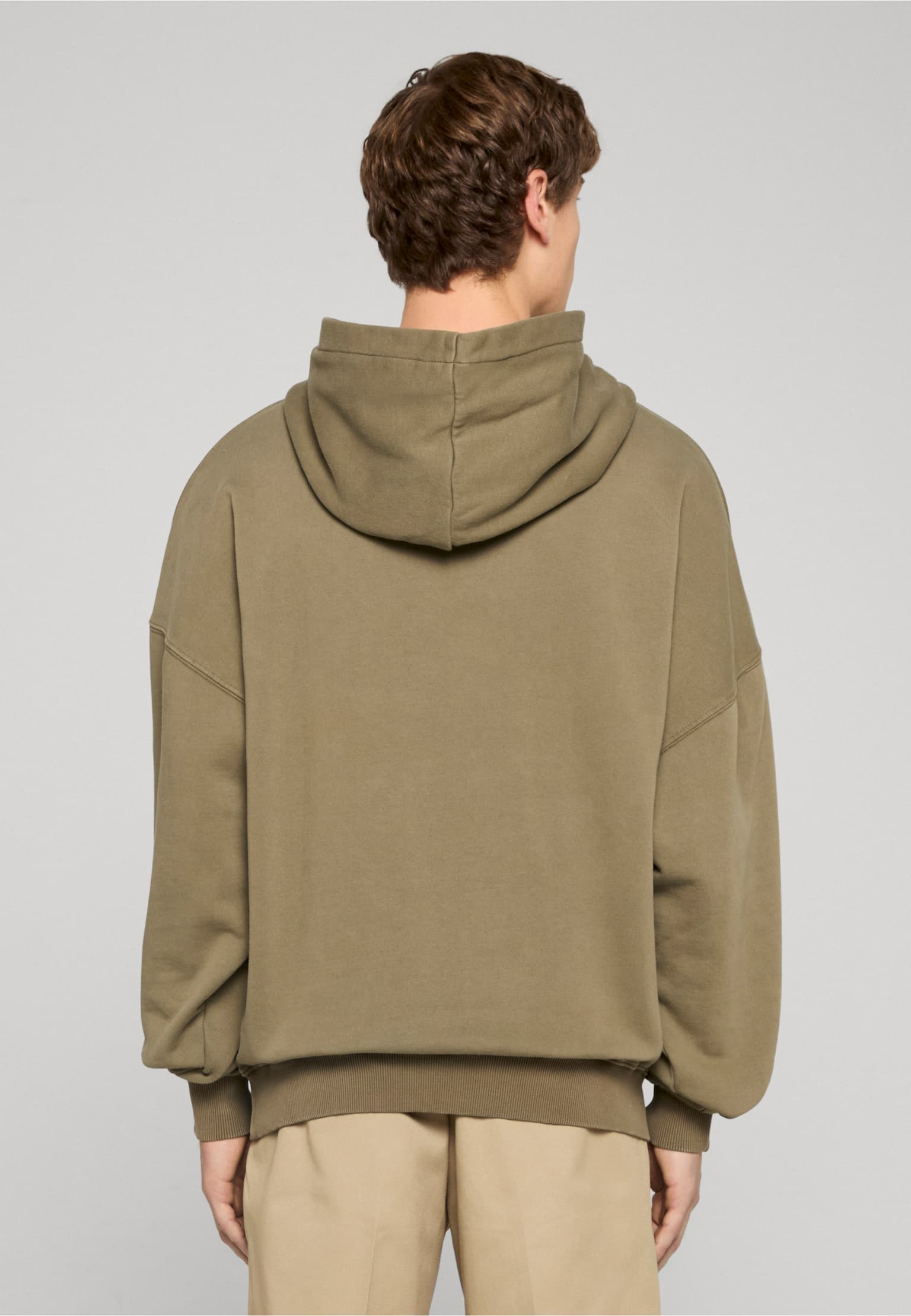 PEGADOR Logo Boxy Hoodie – Bild 2