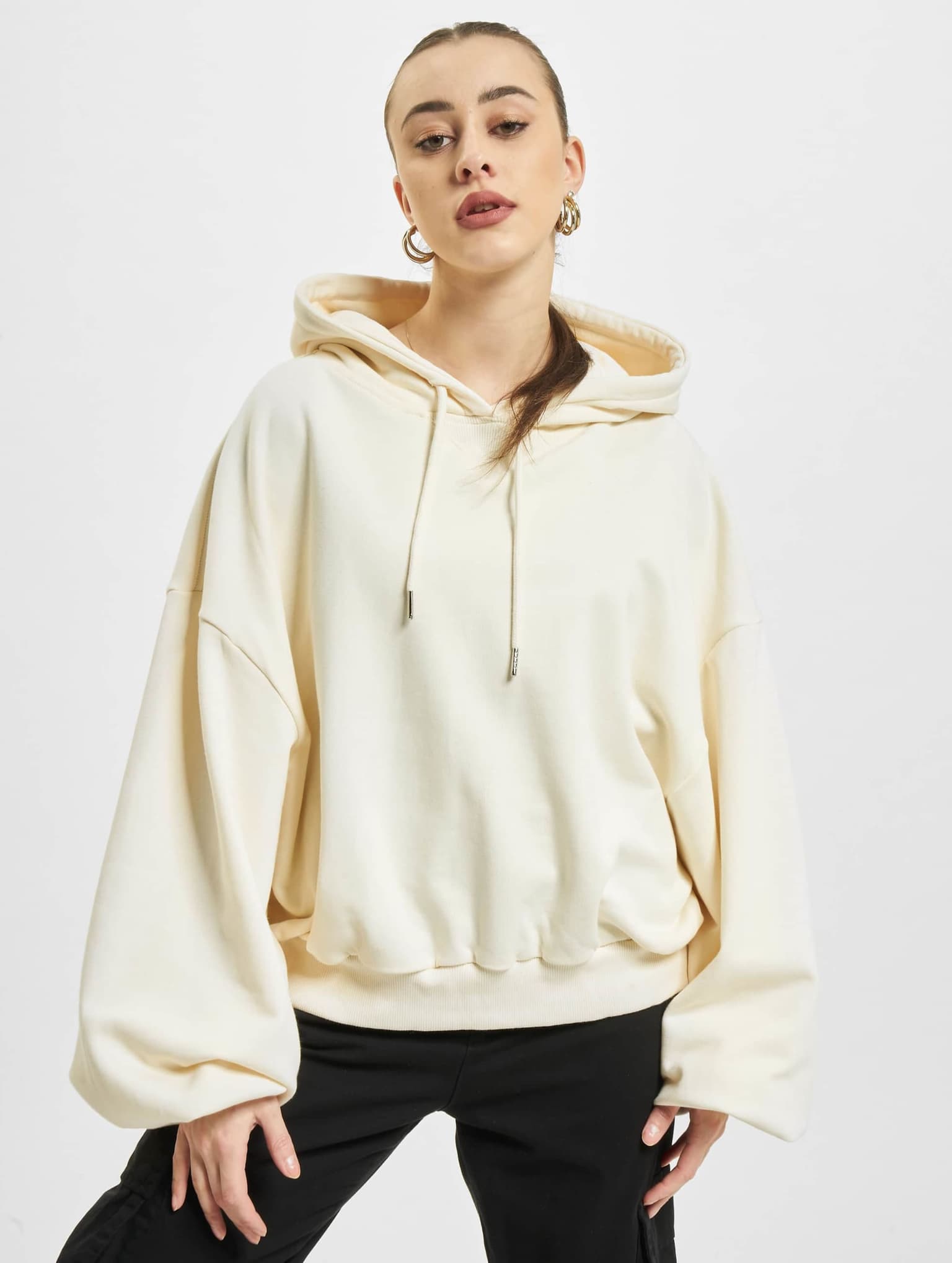 Urban Classics Ladies Essentials Oversized Terry Hoody – Bild 3