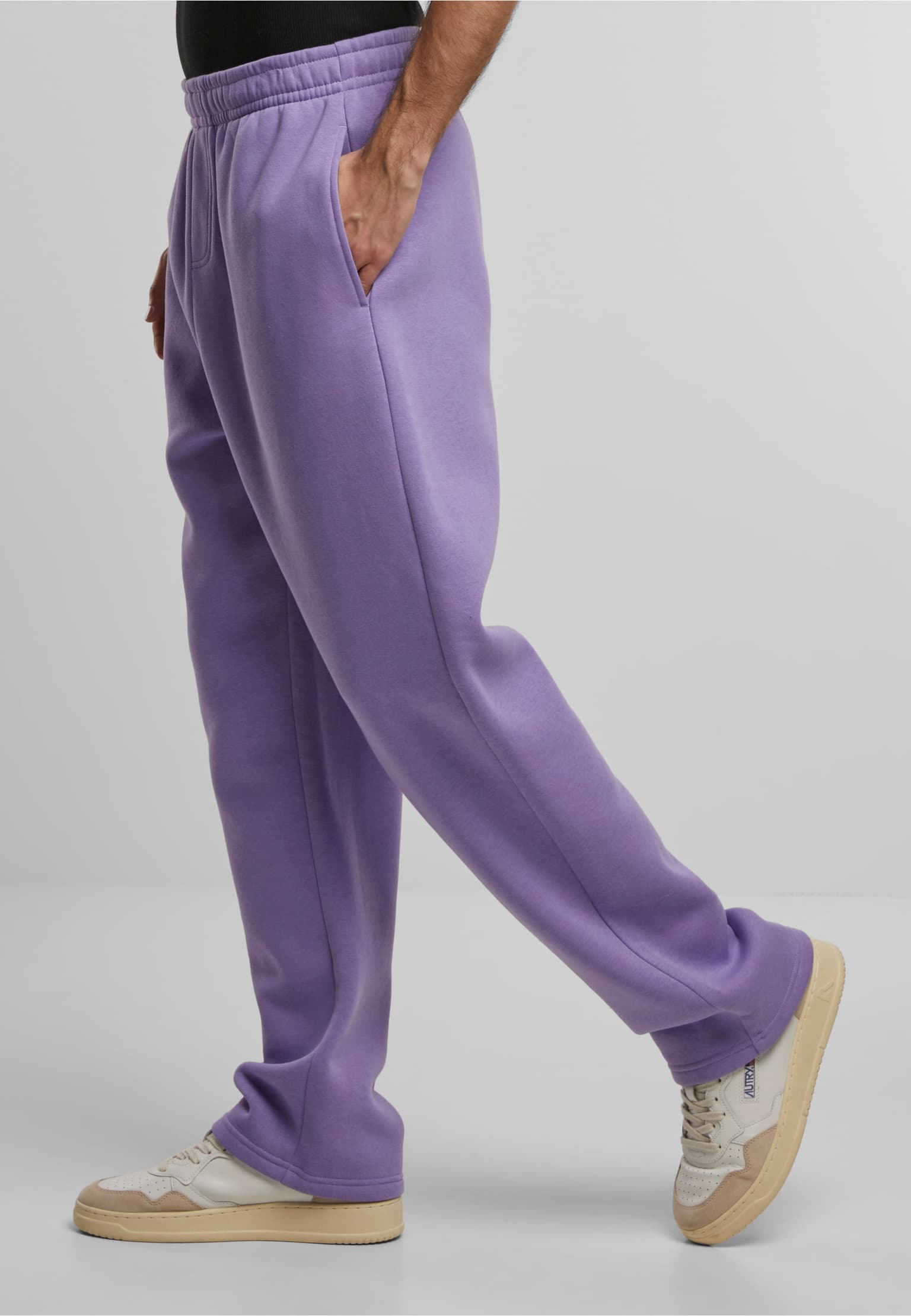 Urban Classics Fluffy Trackpants – Bild 3