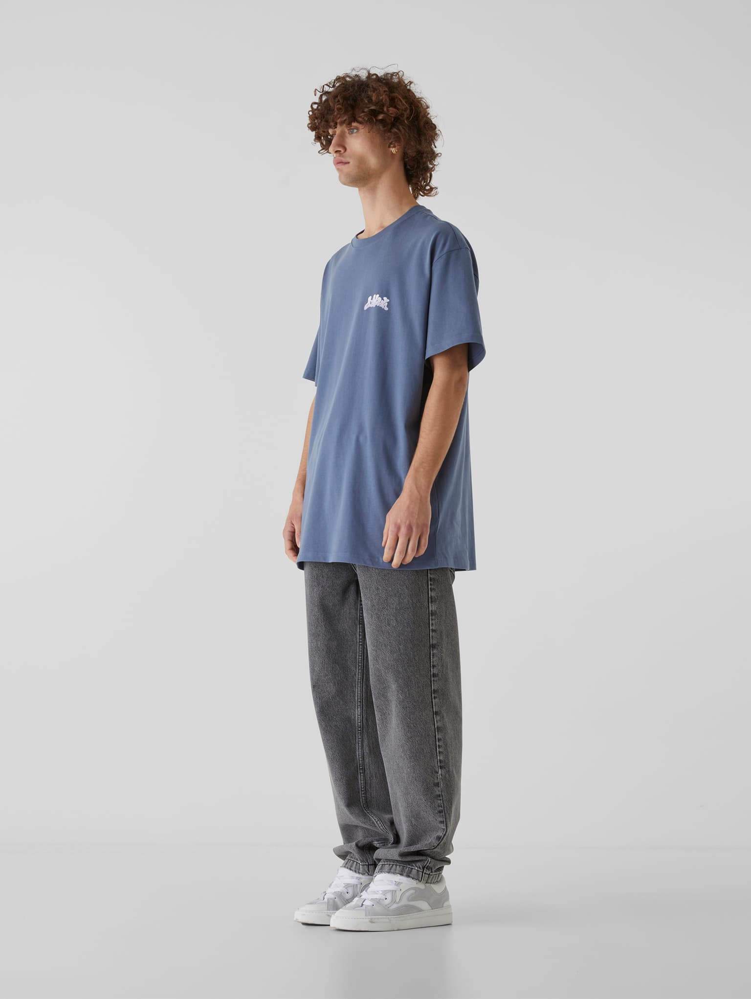 Lost Youth Flowers T-Shirt – Bild 3