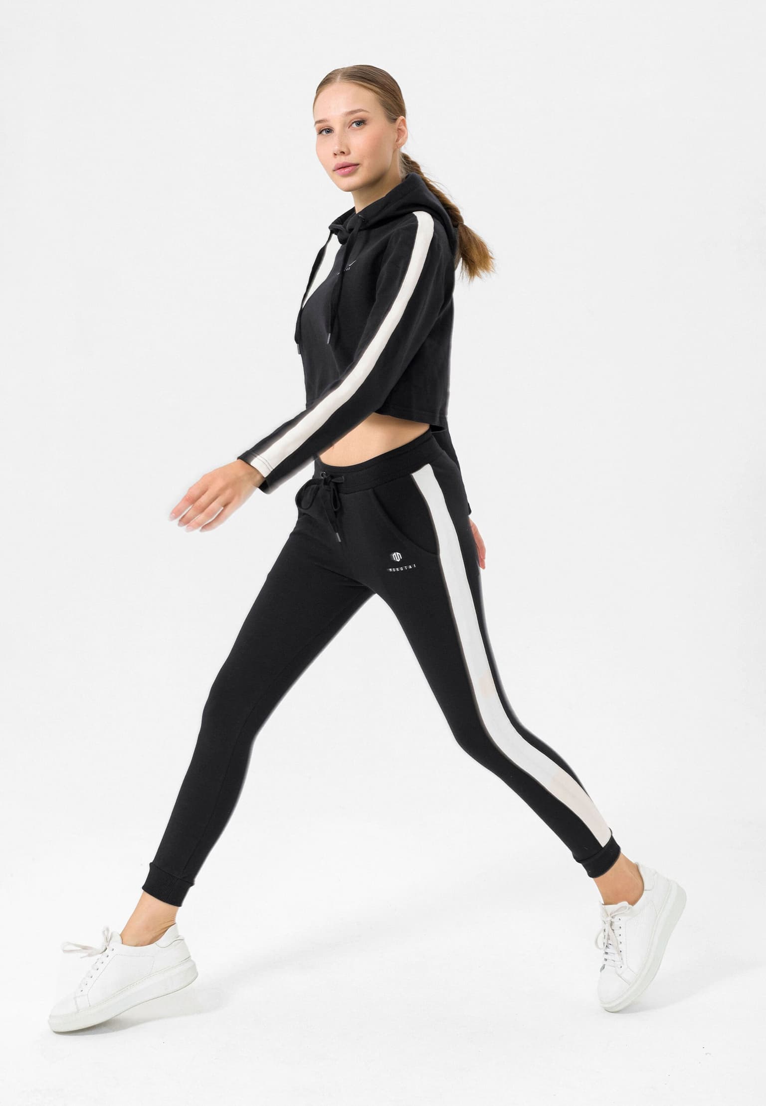 Morotai Casual Cropped Hoodie – Bild 4