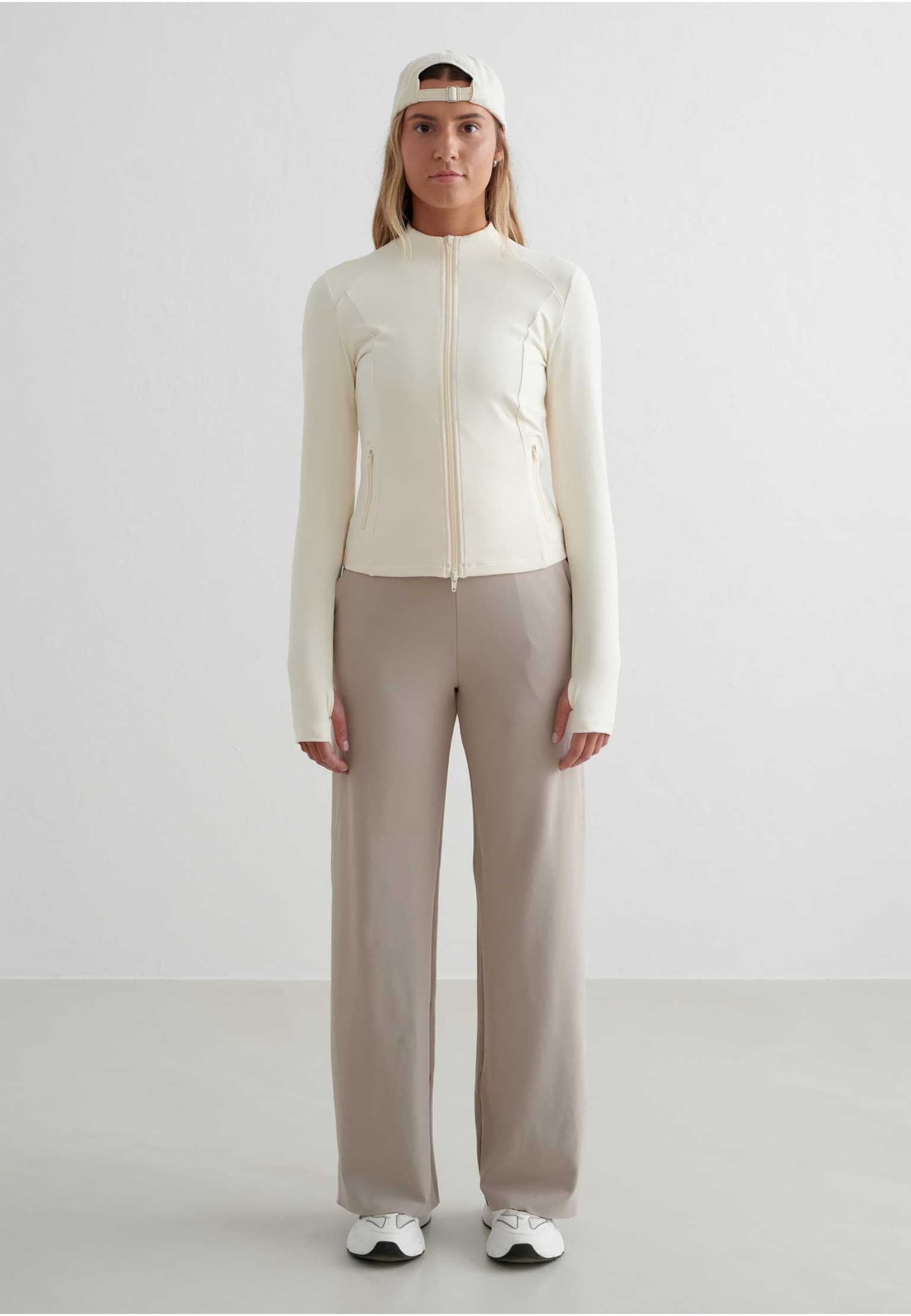 aimn Petite Pants – Bild 4