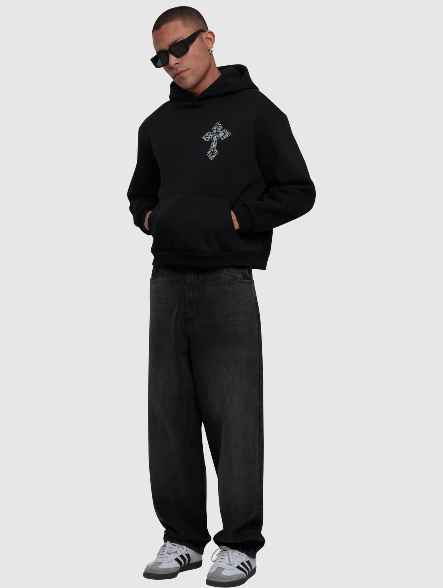 Mister Tee Innocent Face Fluffy Hoody – Bild 4