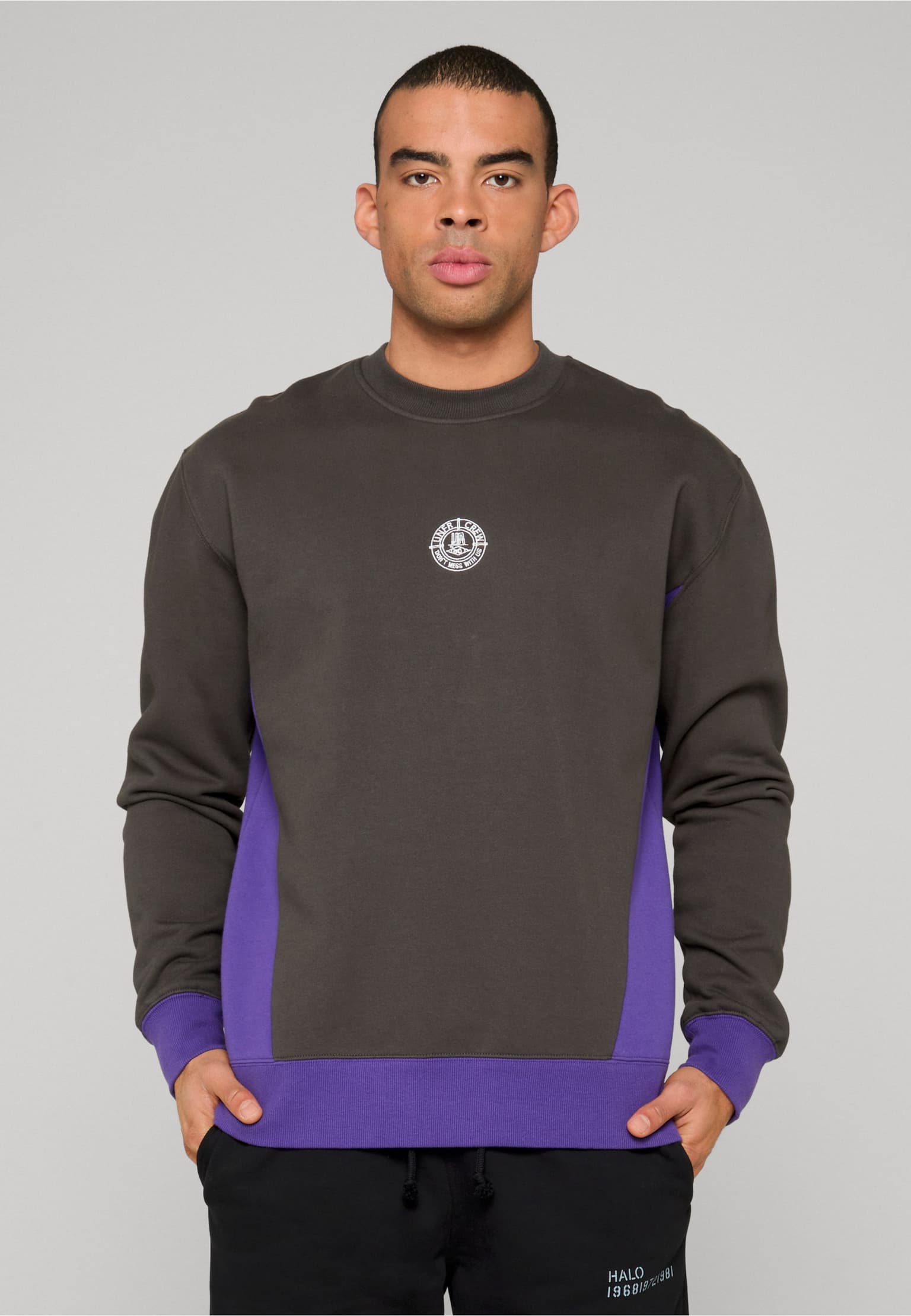 UNFAIR ATHLETICS DMWU Three Tone Crewneck
