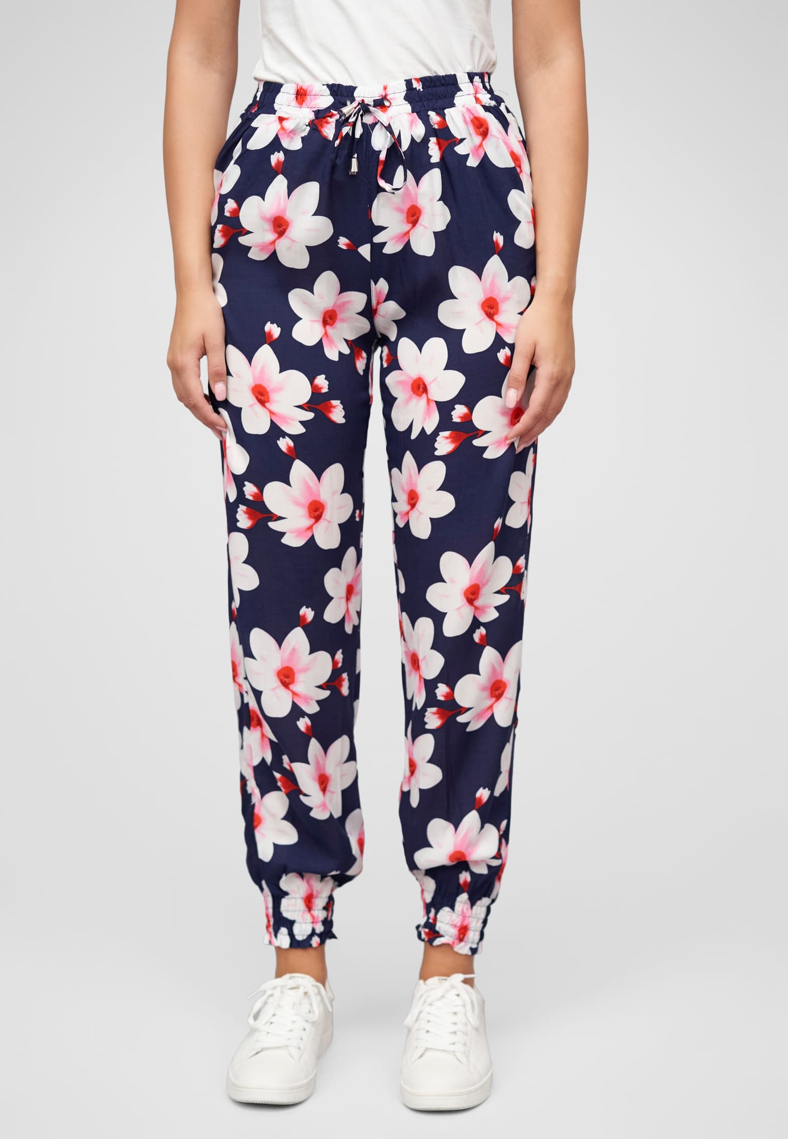 Cloud5ive Viskose Hose mit Bündchen 2-Pockets & Big Flowers