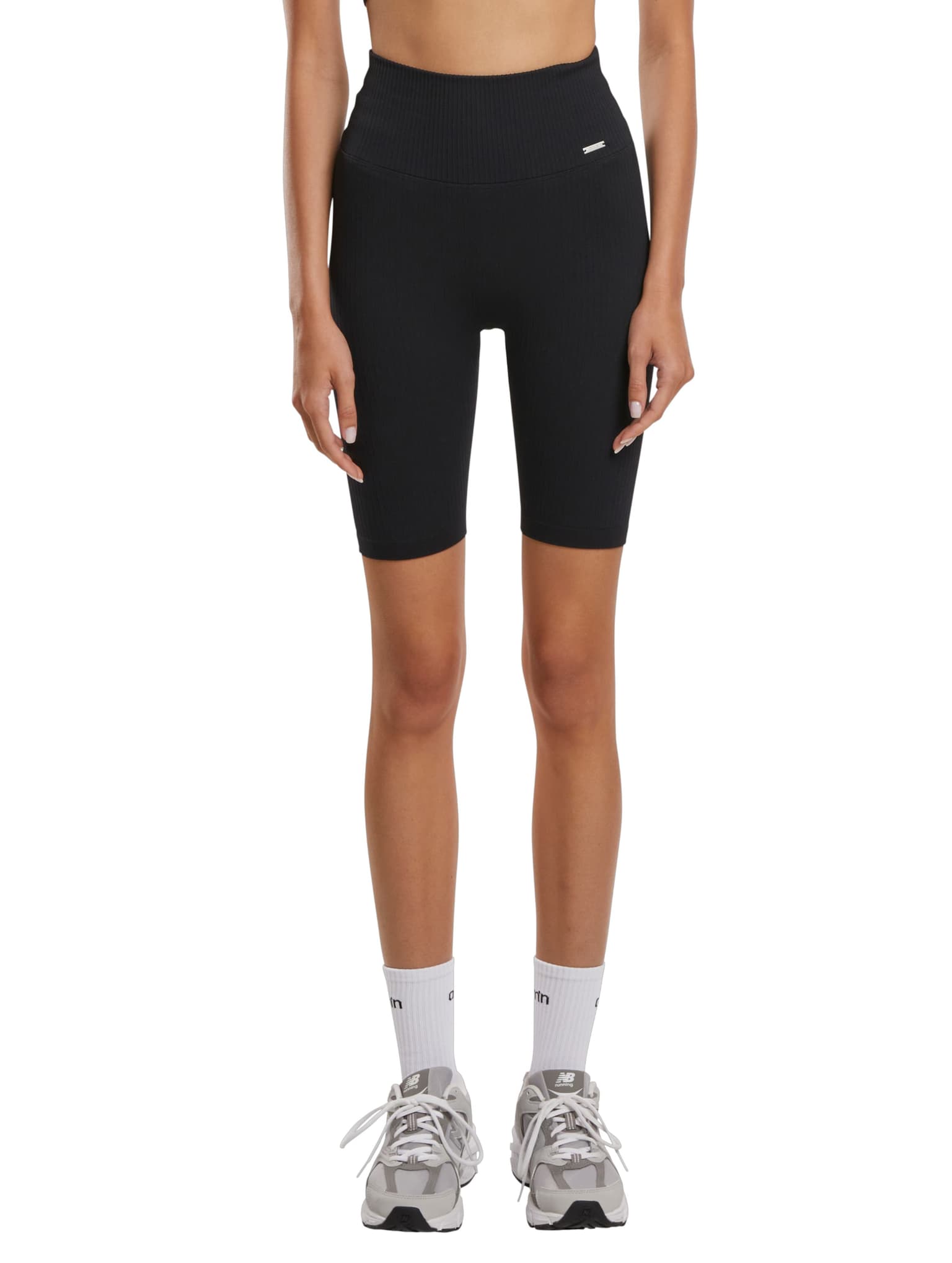 AMN-243-BIK-20040002-059 AIMN Ribbed Midi Biker Short – Bild 3