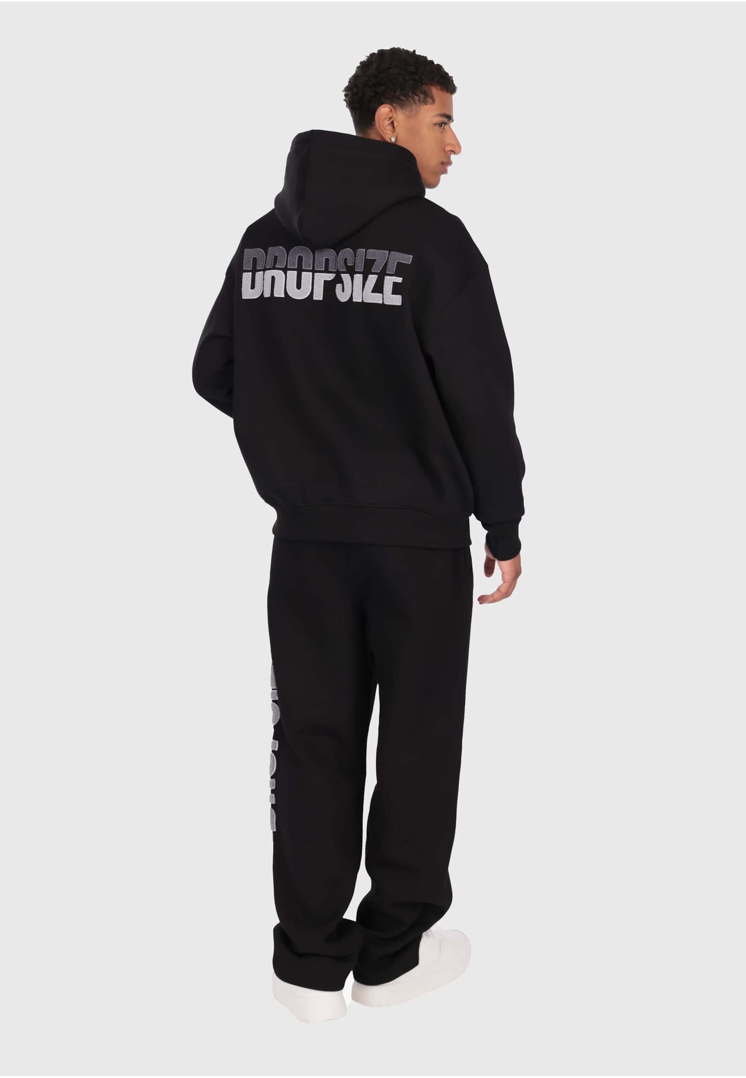 Dropsize SPLIT FROTTEE EMBO HOODIE – Bild 4