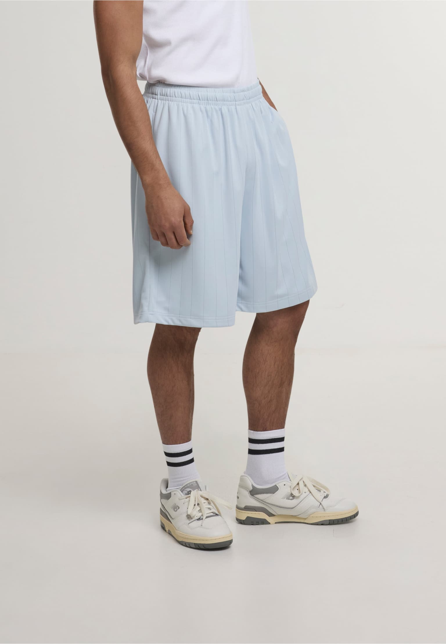 Karl Kani KK Insignia Shadow Pinstripe Soccer Short – Bild 4