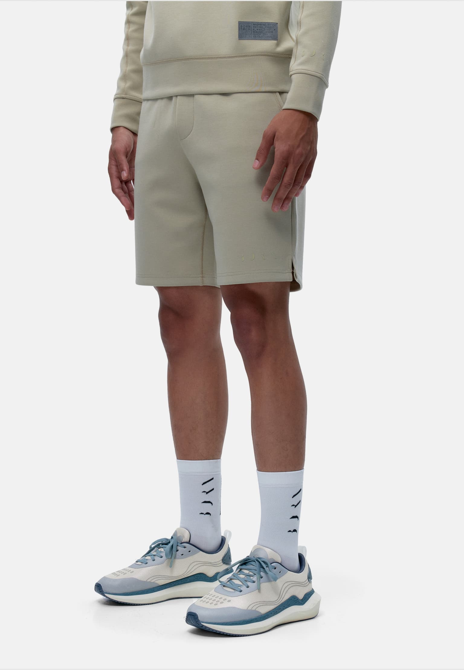 Born Short Hughes
