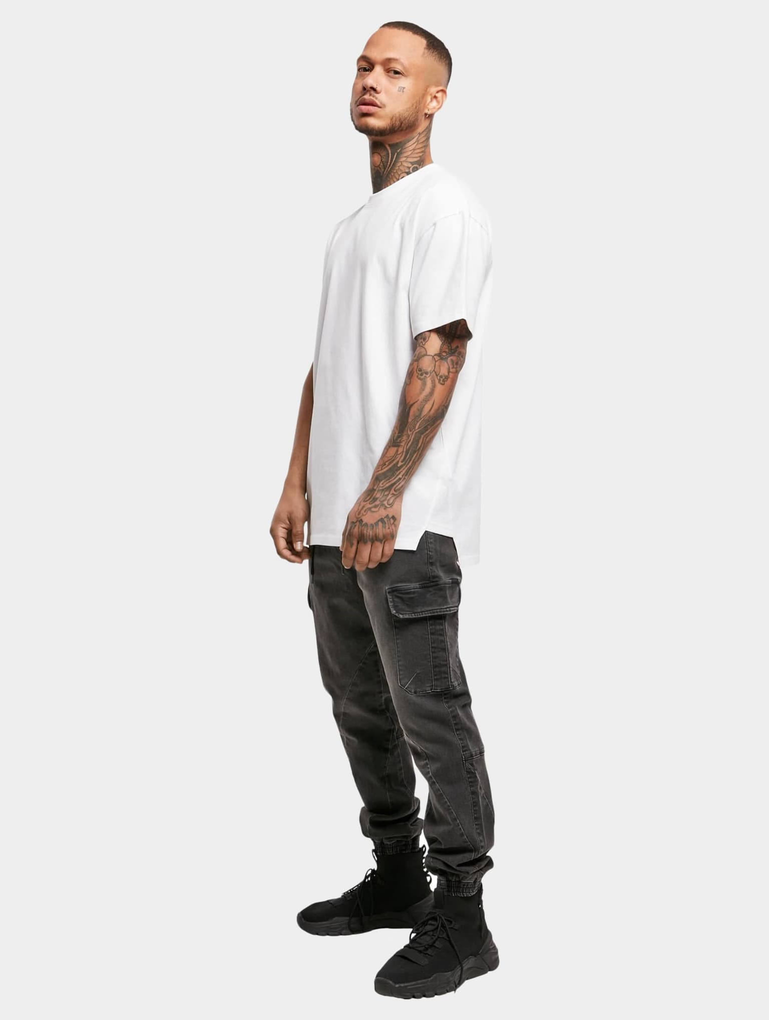 Urban Classics Triangle Tee – Bild 4