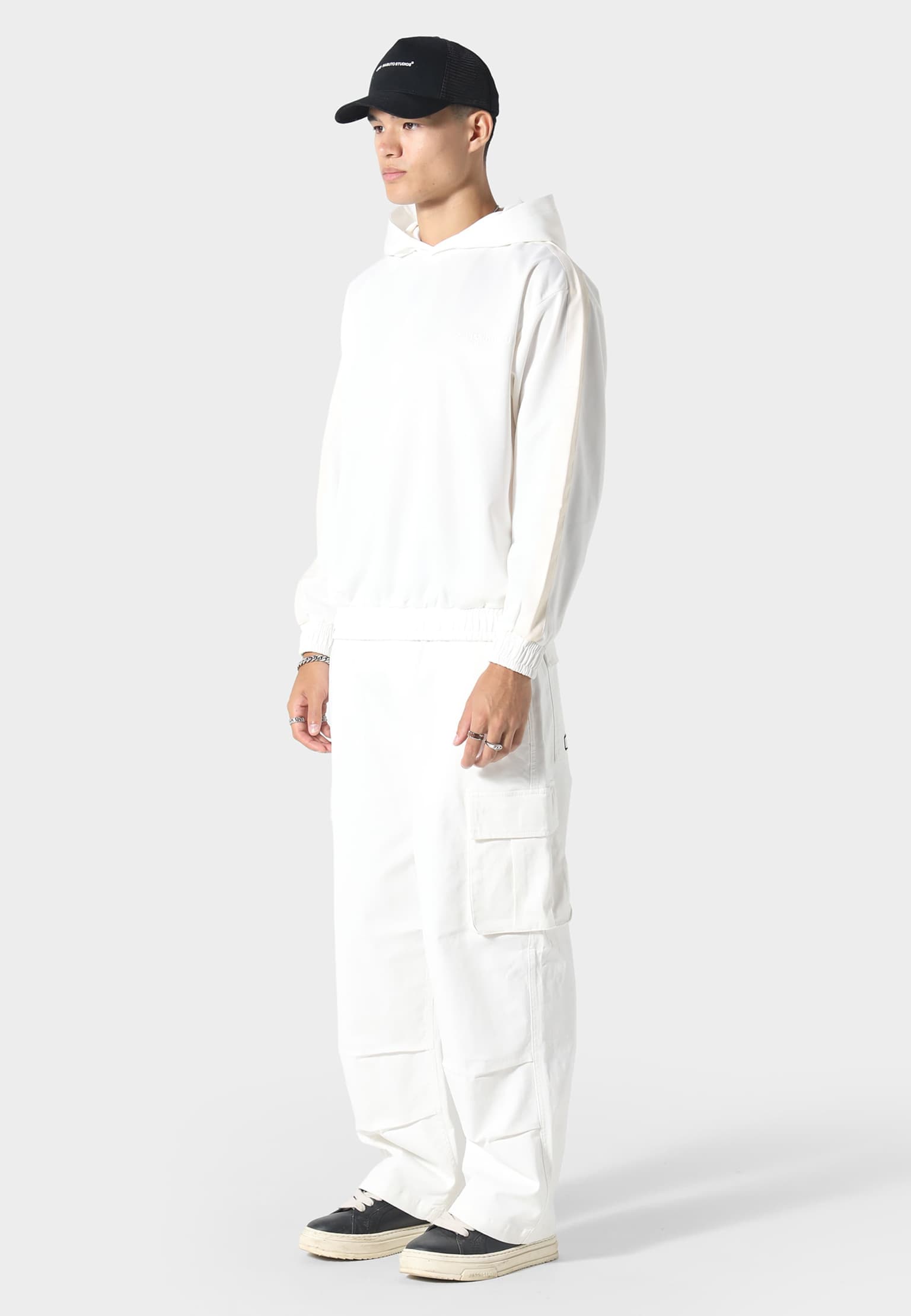 Irasuto Studios TRICOTE HOODY – Bild 4