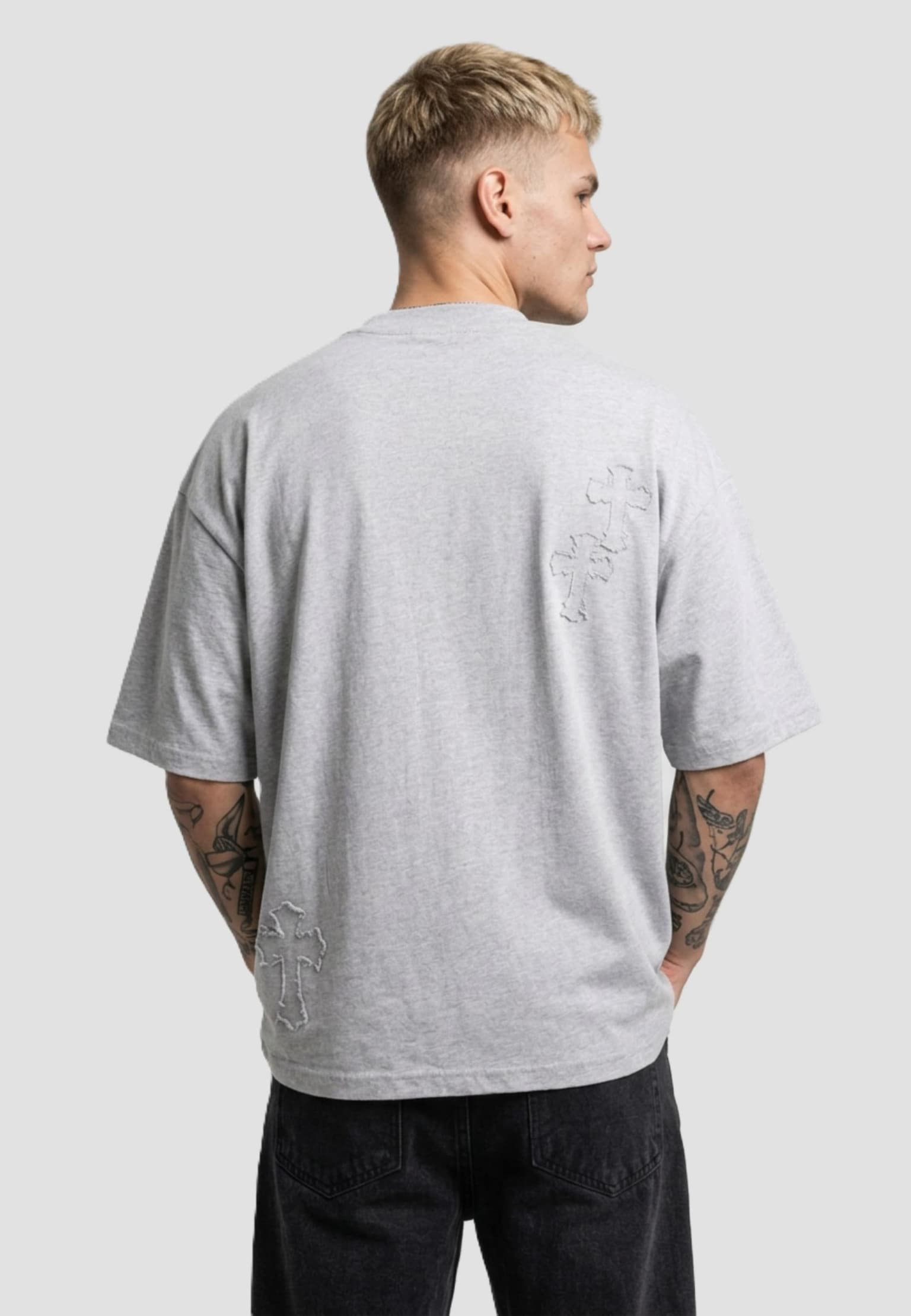 Favela Cross Patches T-Shirt – Bild 2