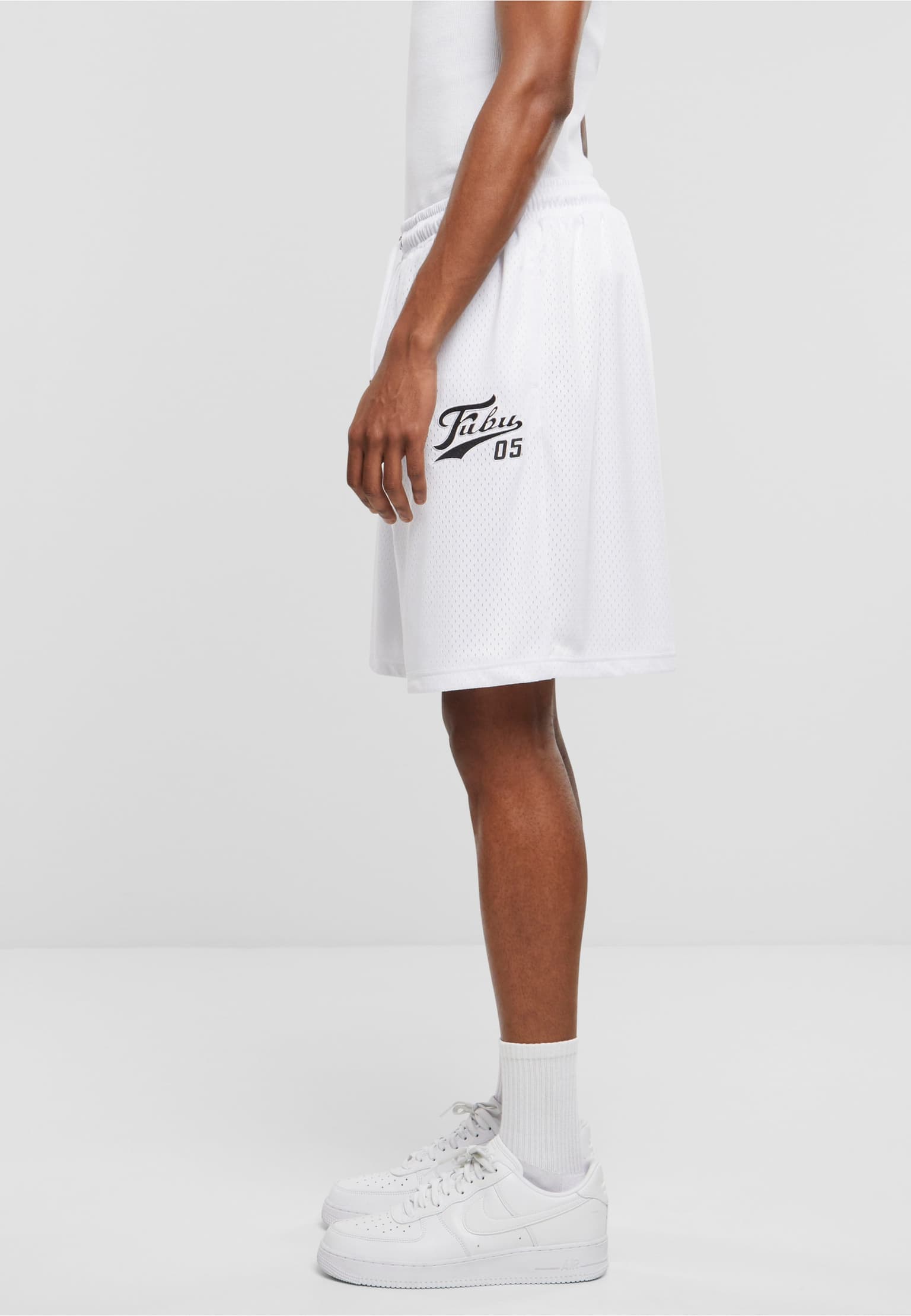 FM242-005-2 Fubu Varsity Mesh Short – Bild 3