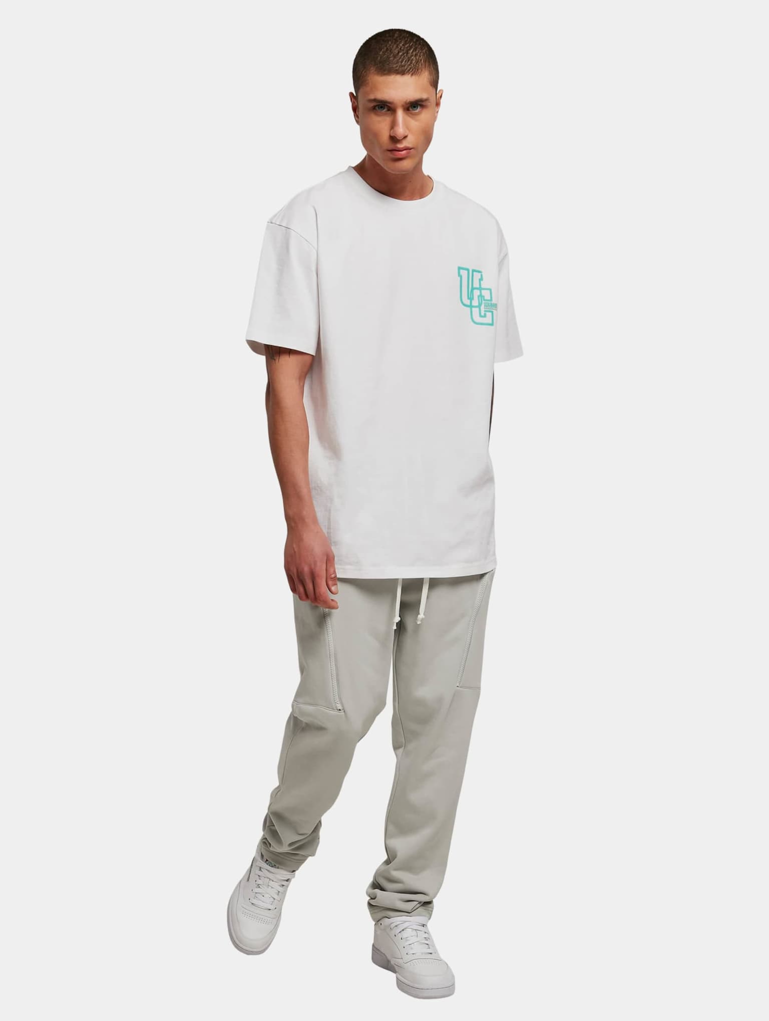 Urban Classics Low Crotch Cargo Sweatpants – Bild 4