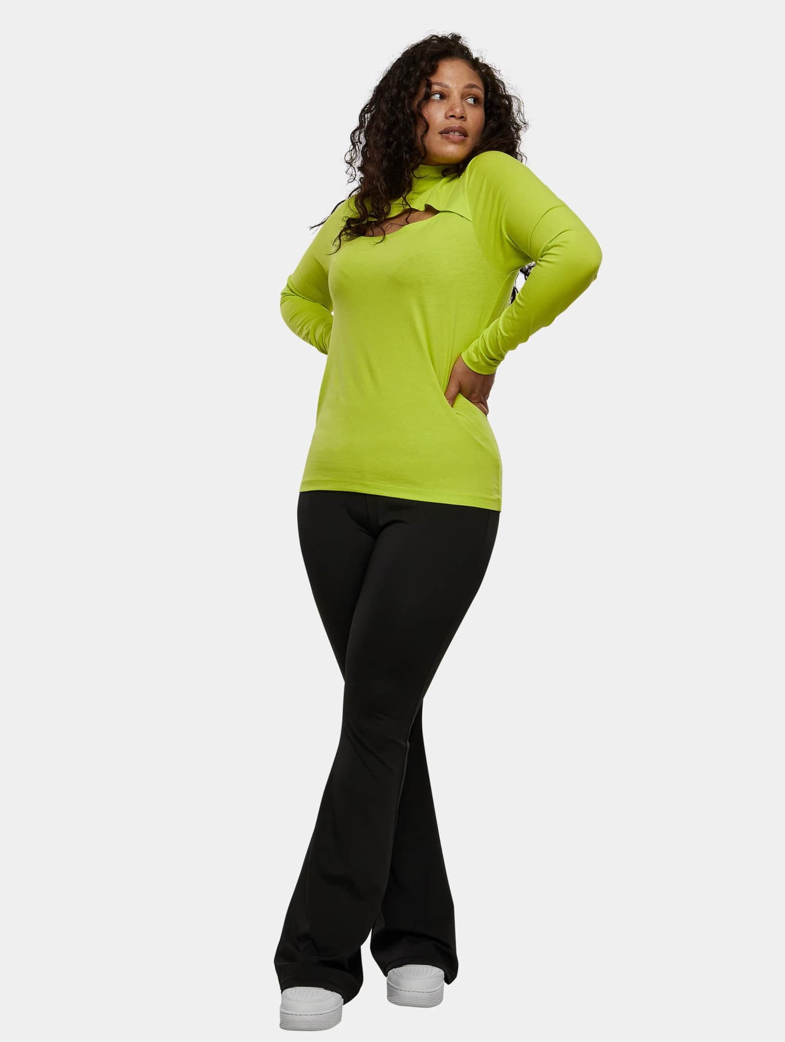 Urban Classics Ladies Cut-Out Turtleneck Longsleeve – Bild 4