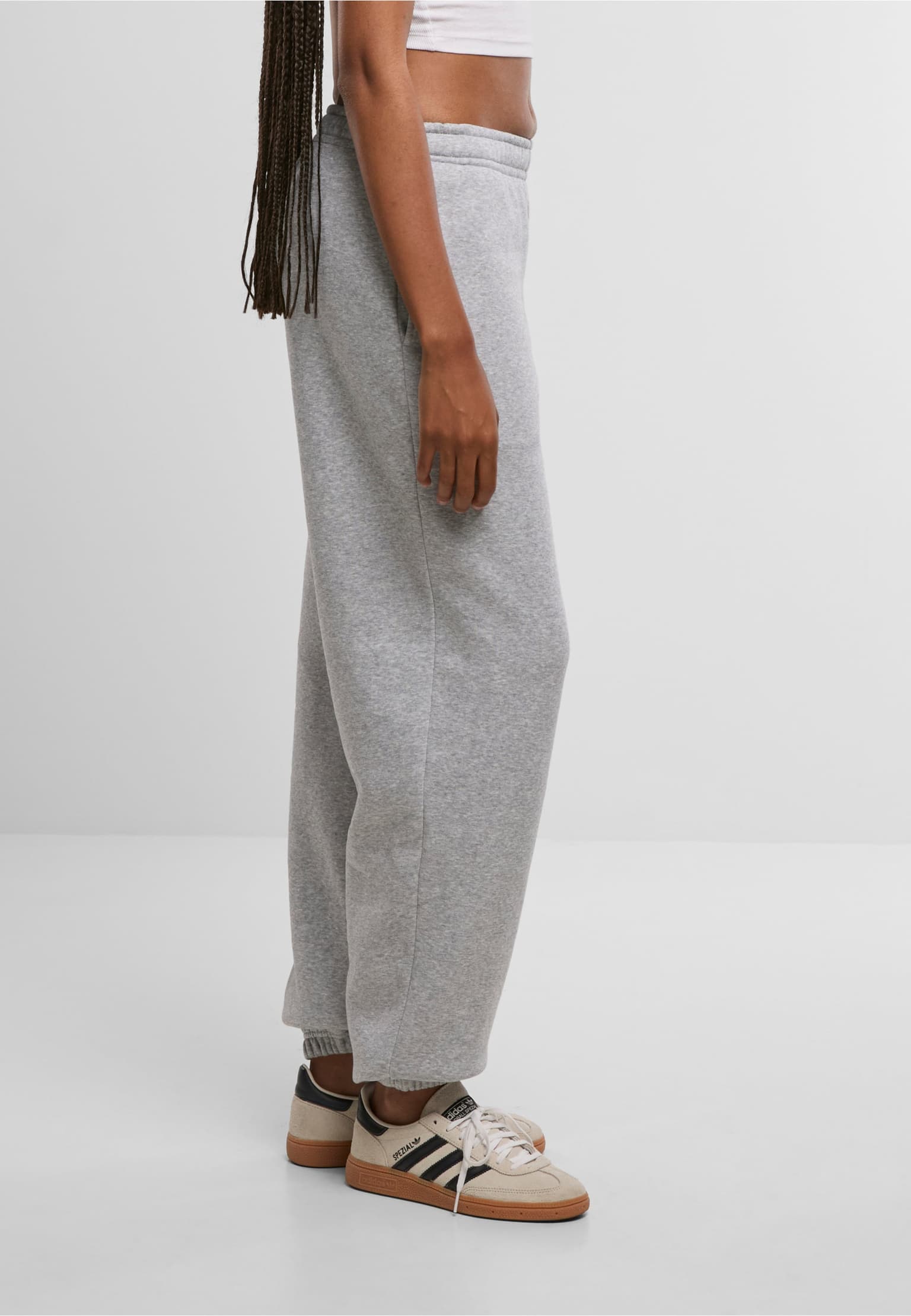 Urban Classics Ladies Fluffy Sweatpants – Bild 4