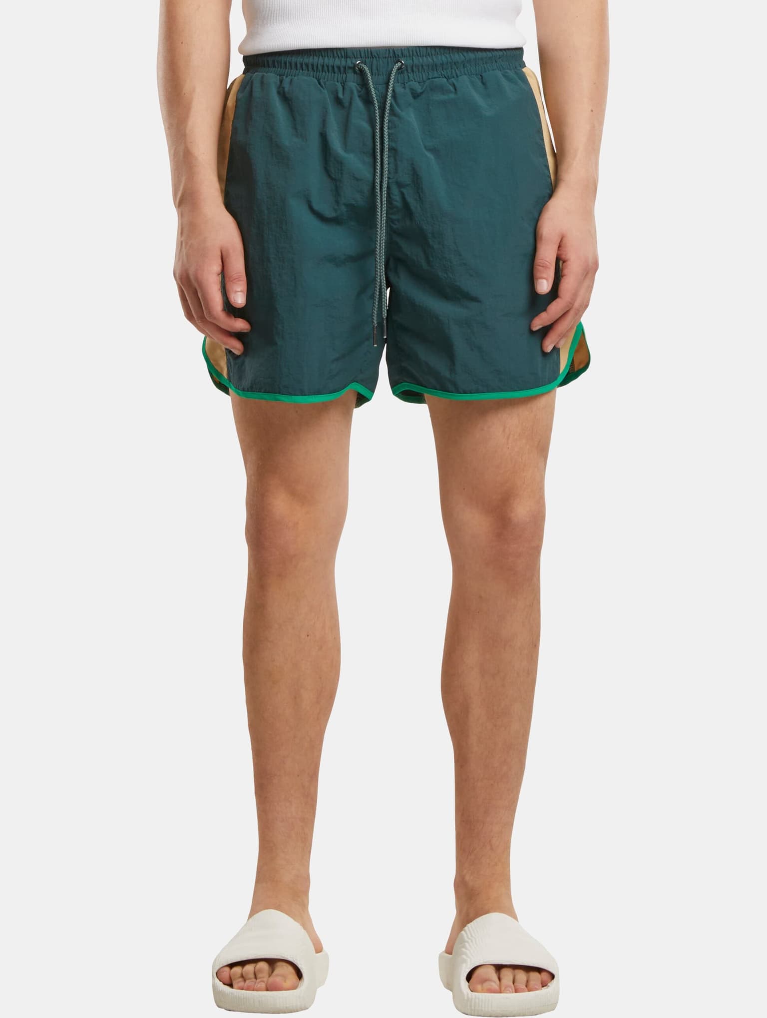 Urban Classics Retro Look Swim Short – Bild 3