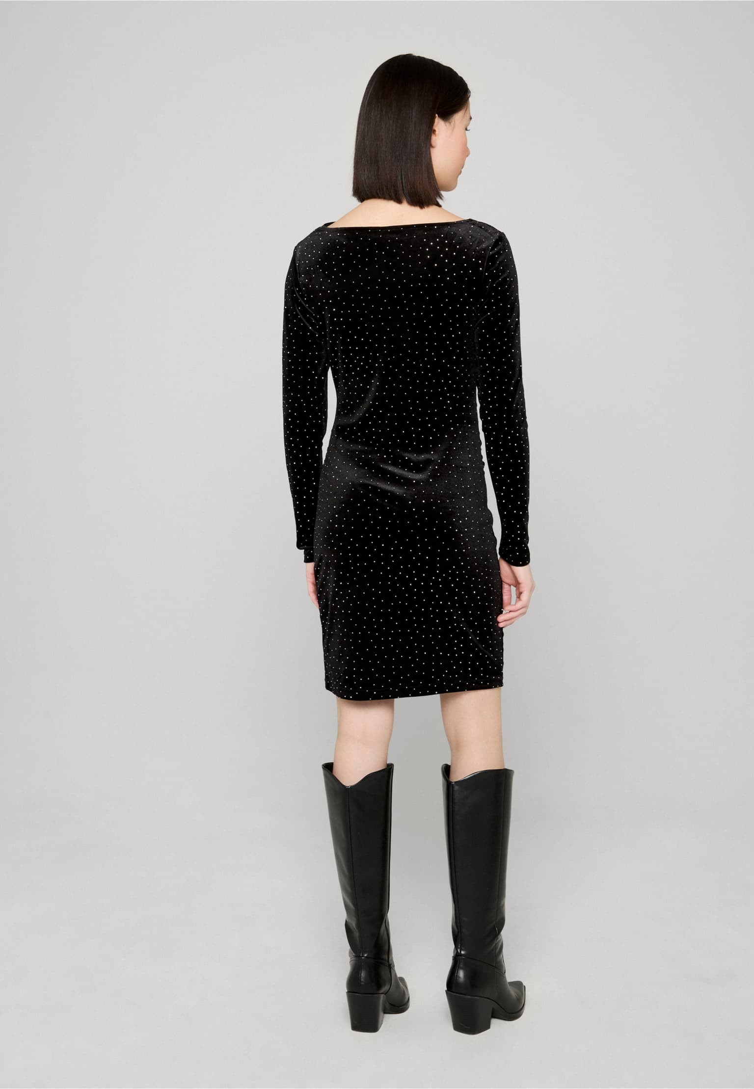 Noisy May NMCAINS L/S ASSYM. VELVET STONE DRESS – Bild 2