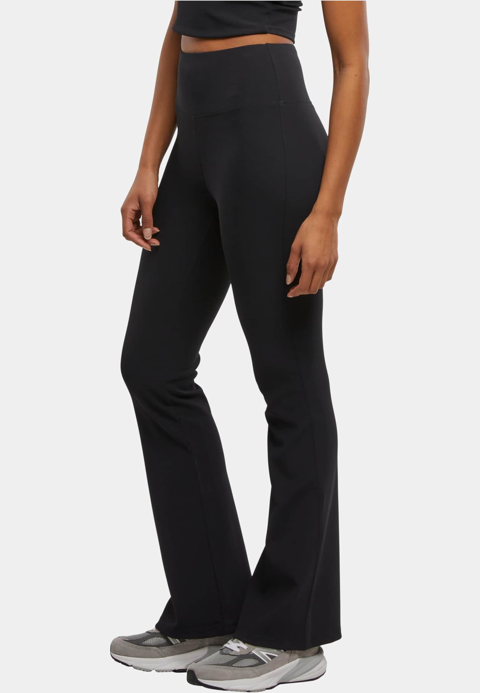 Urban Classics Ladies Flared Leggings Rib – Bild 3