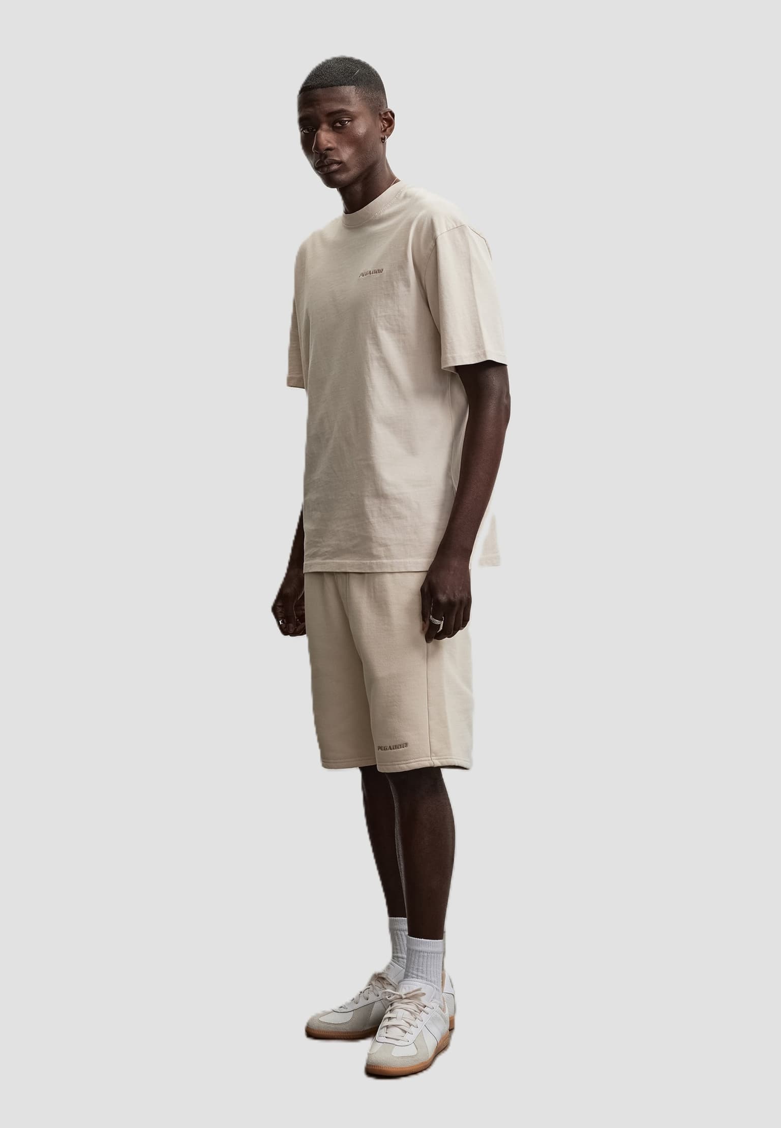 PEGADOR Logo Oversized Tee – Bild 4