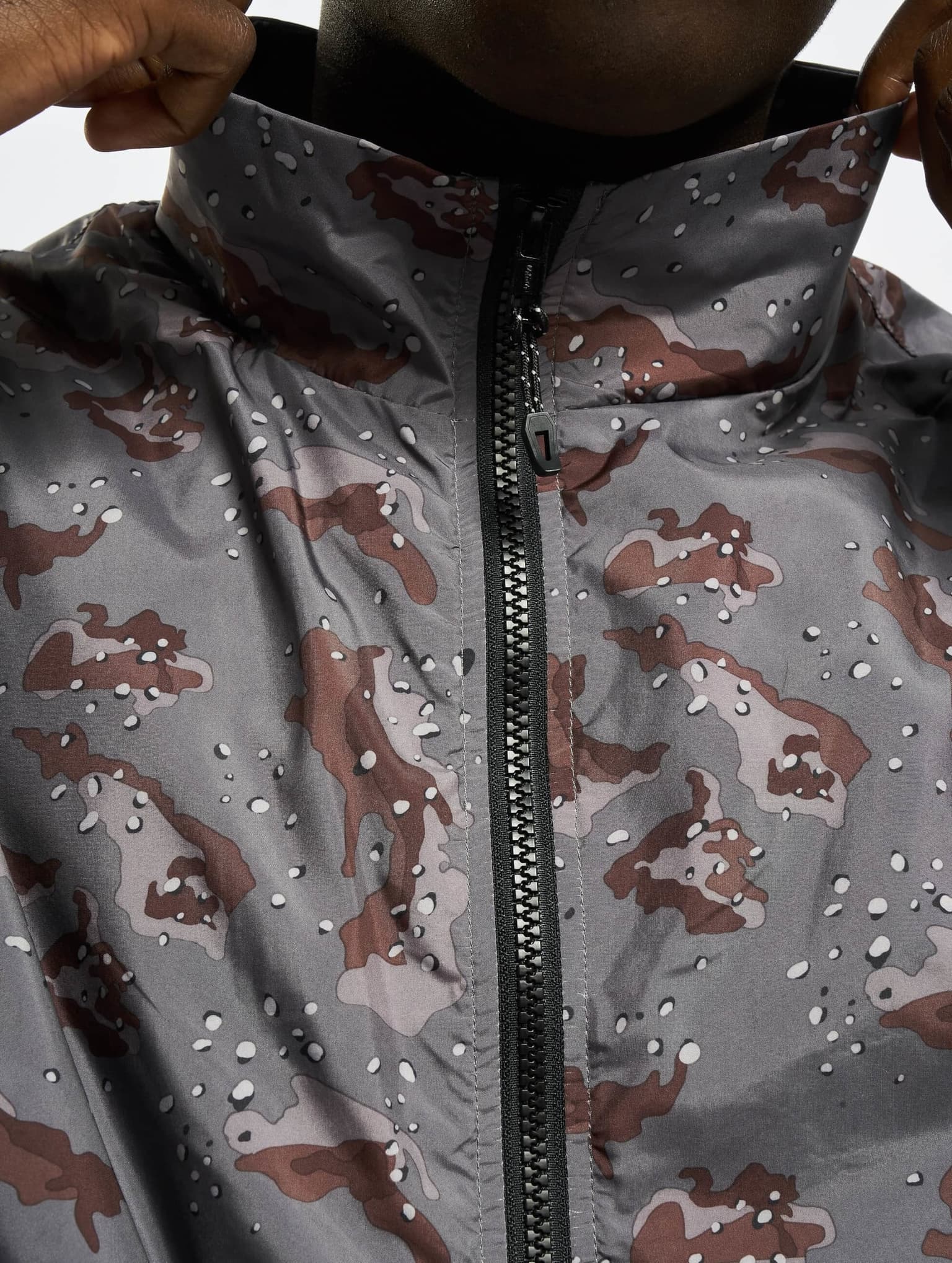 Urban Classics Camo Track Jacket – Bild 4