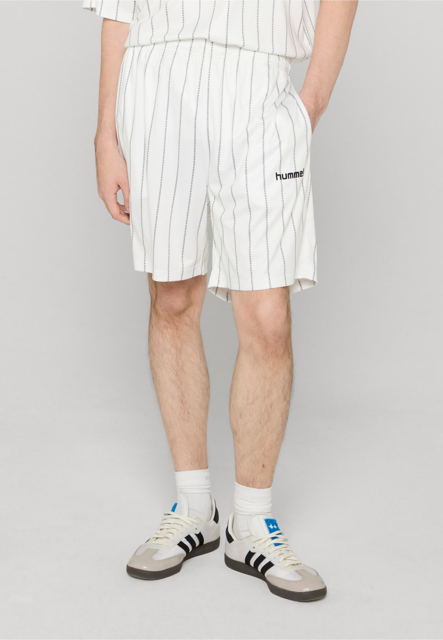 Hummel Chevron Pinstripe Short