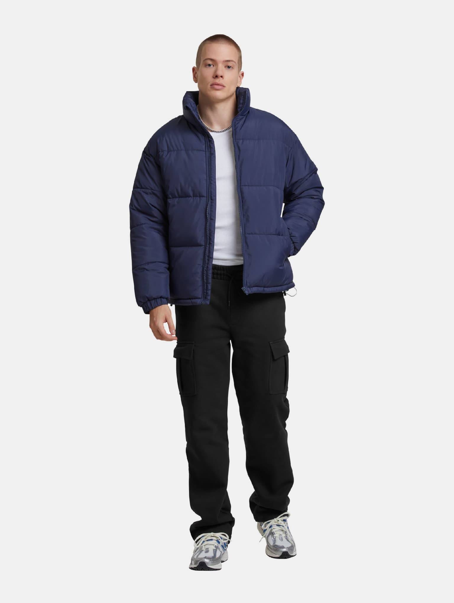 Urban Classics Basic Puffer Übergangsjacke – Bild 4