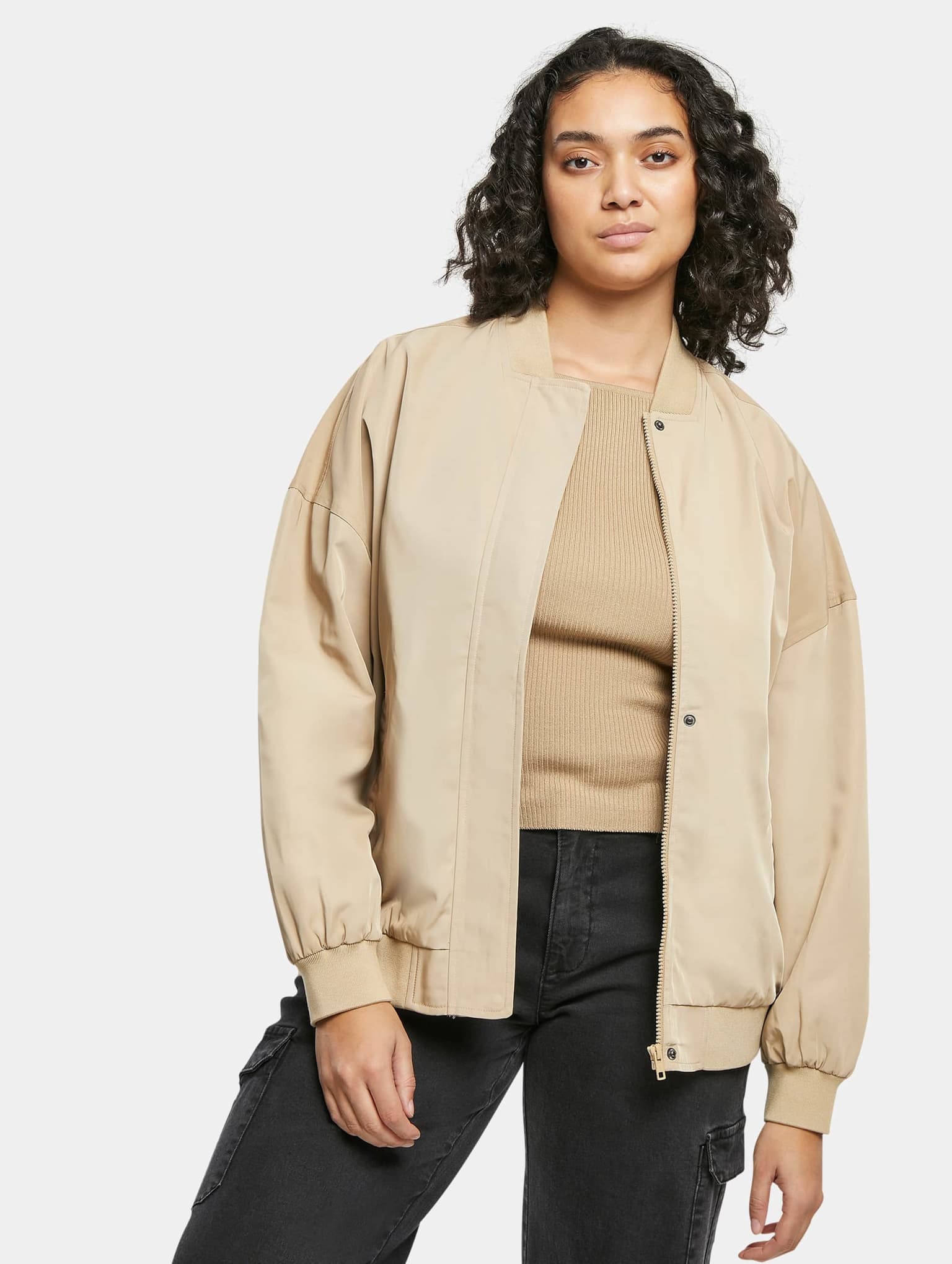 Urban Classics Ladies Essentials Oversized Light Bomber Jacket