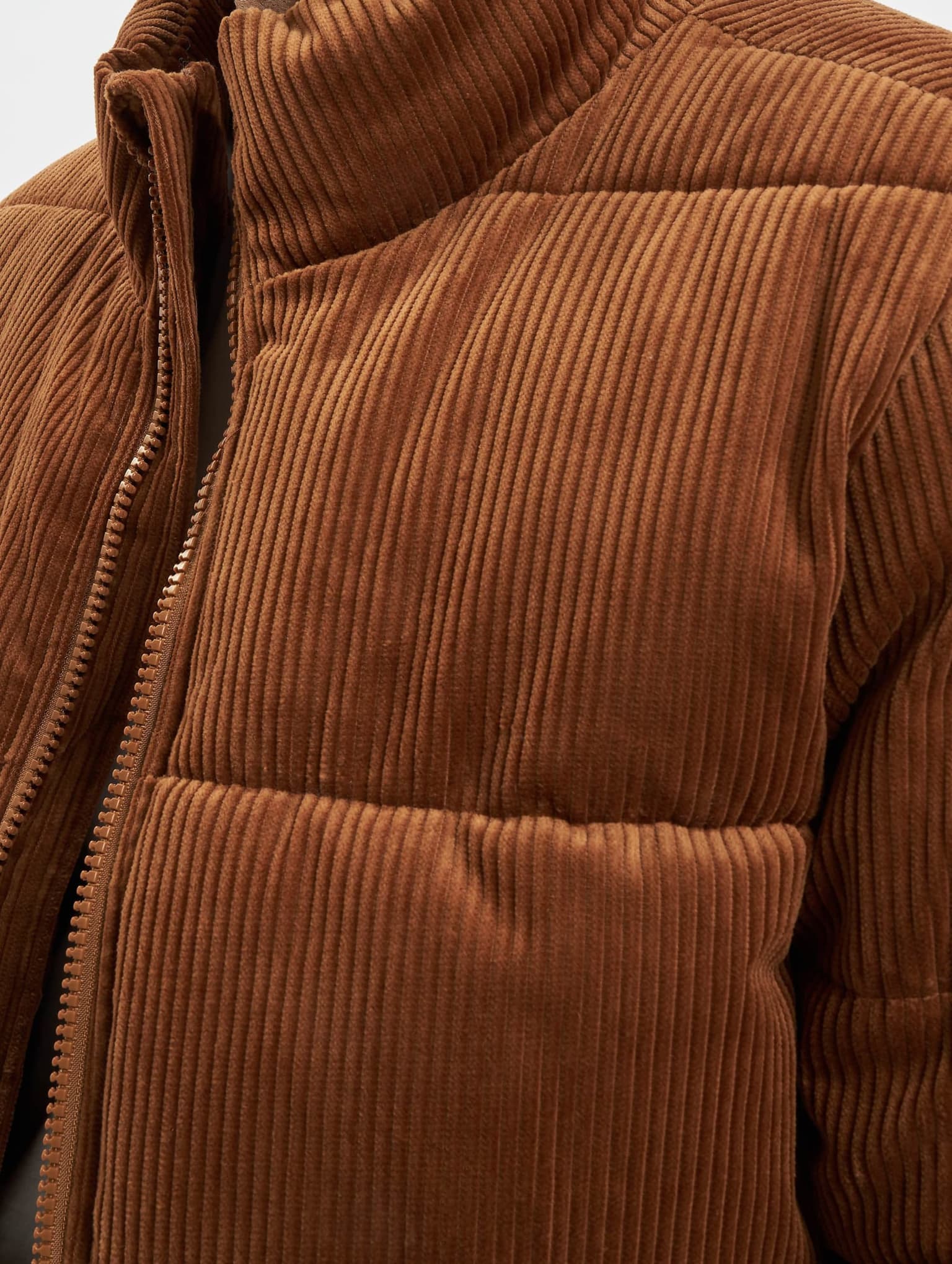 Urban Classics Boxy Corduroy Puffer Jacket – Bild 4