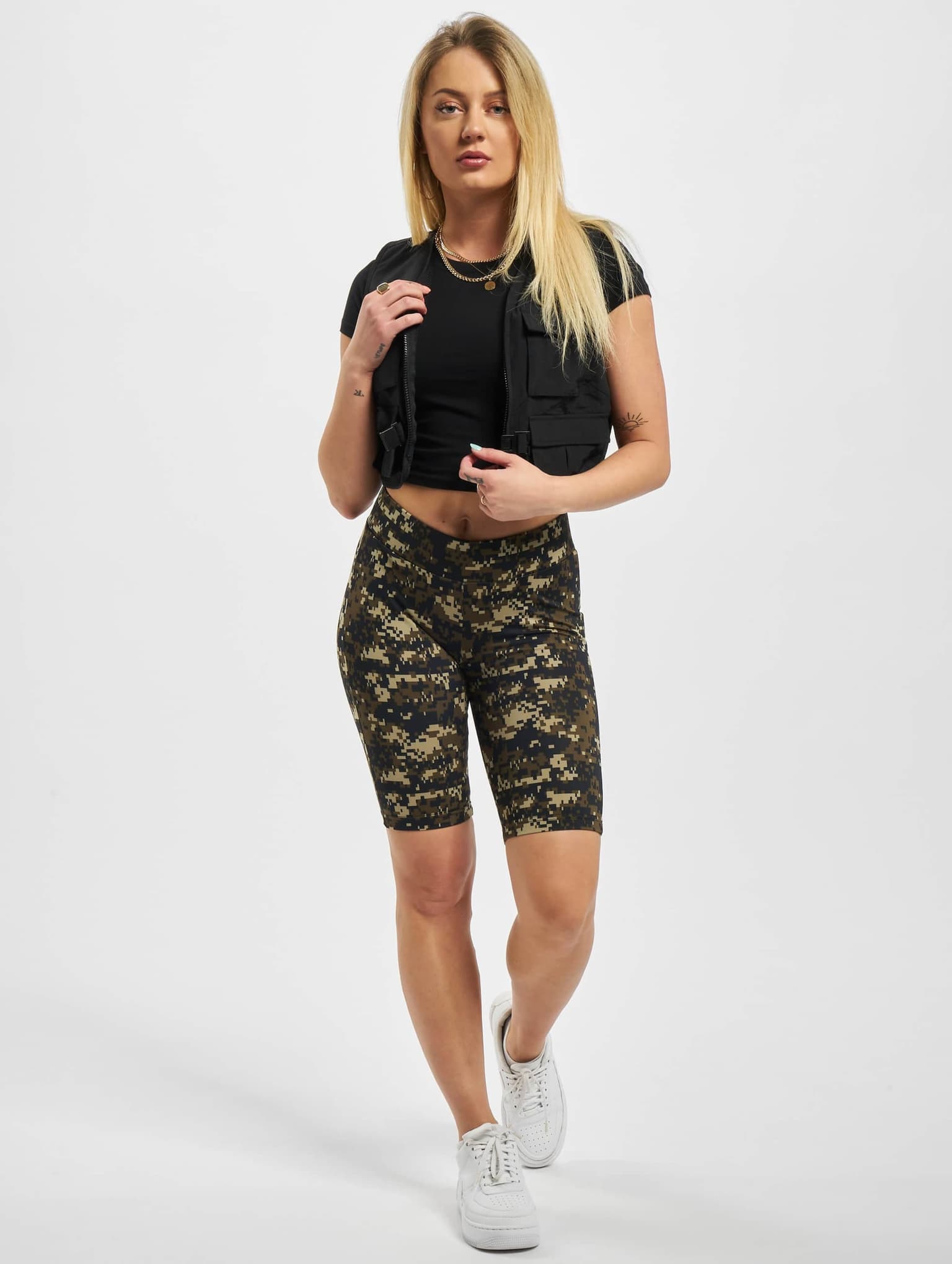 Urban Classics Ladies High Waist Camo Tech Cycle Short – Bild 4