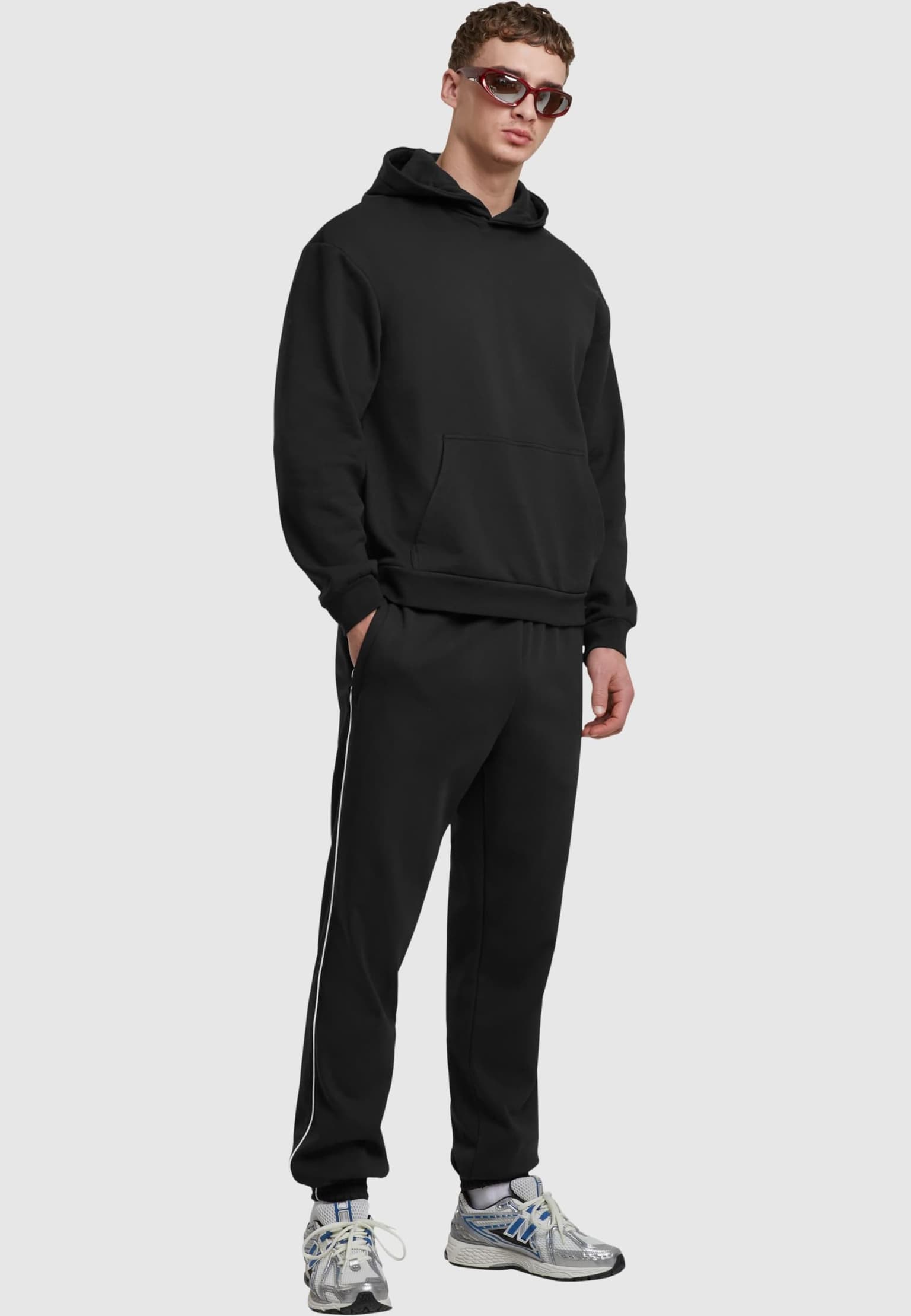 Urban Classics Oversized Light Brushed Fleece Hoody – Bild 4