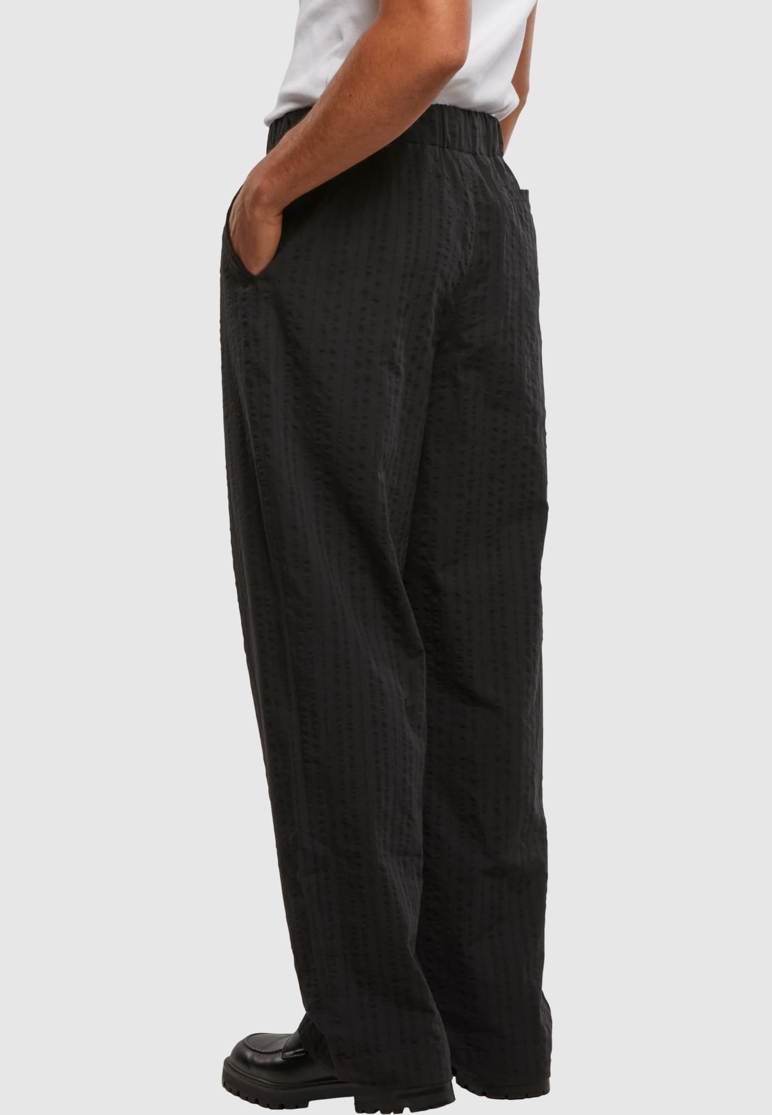 Urban Classics Loose Seersucker Pants – Bild 2