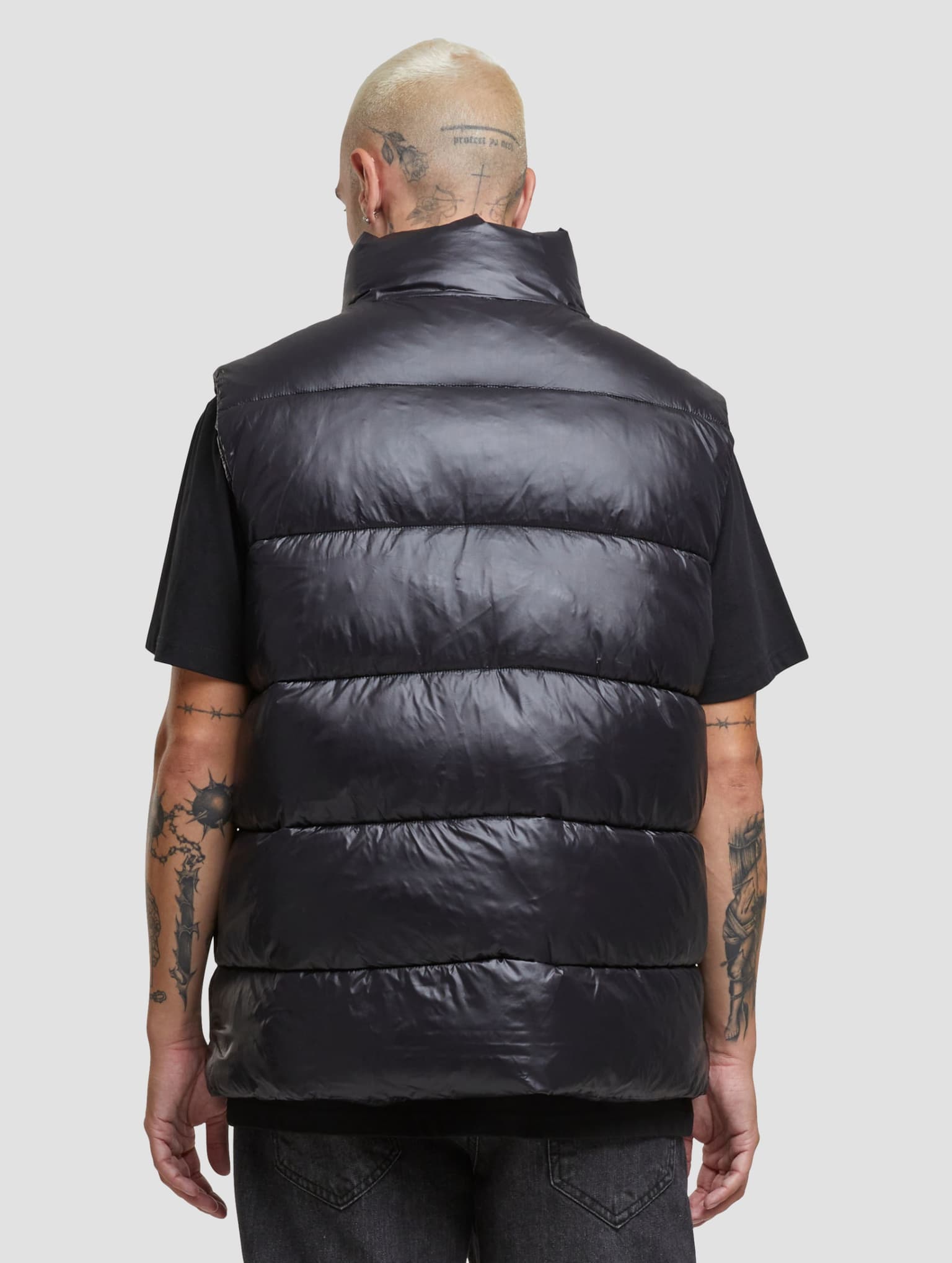 Urban Classics Essentials Big Puffer Vest – Bild 2