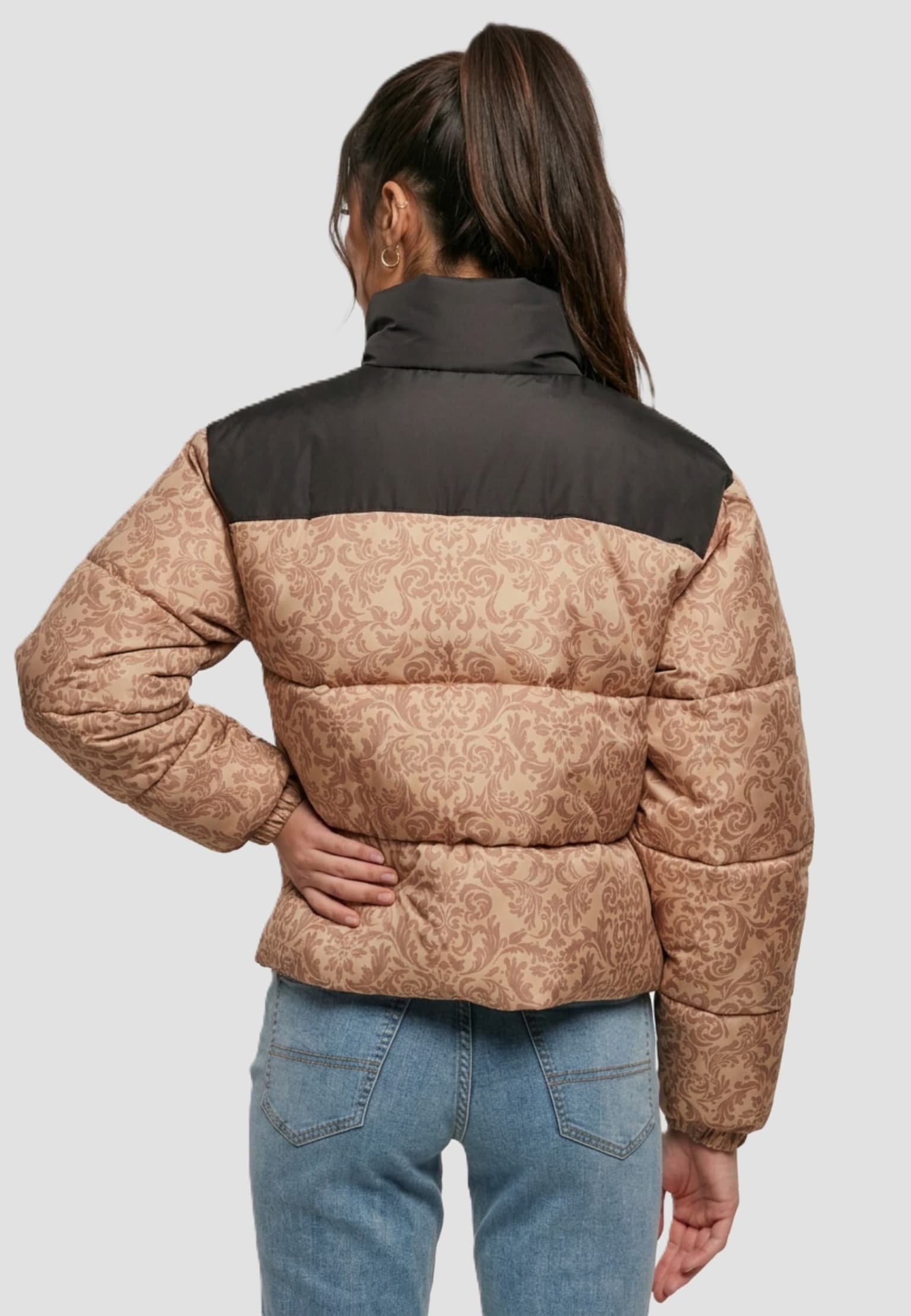 Urban Classics Ladies AOP Retro Puffer Jacket – Bild 2