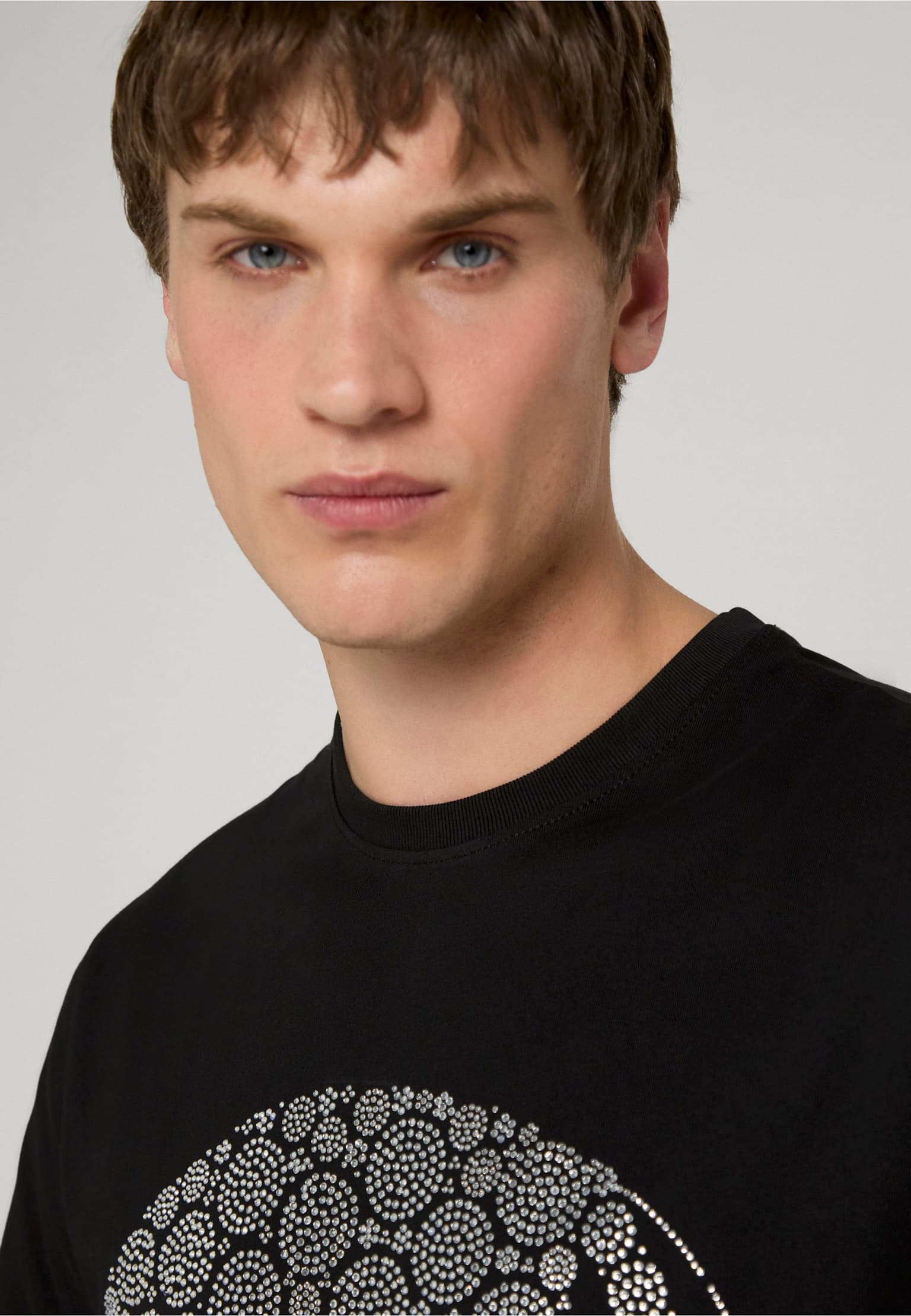 2Y Premium Oblivion Slim Fit Tee – Bild 3