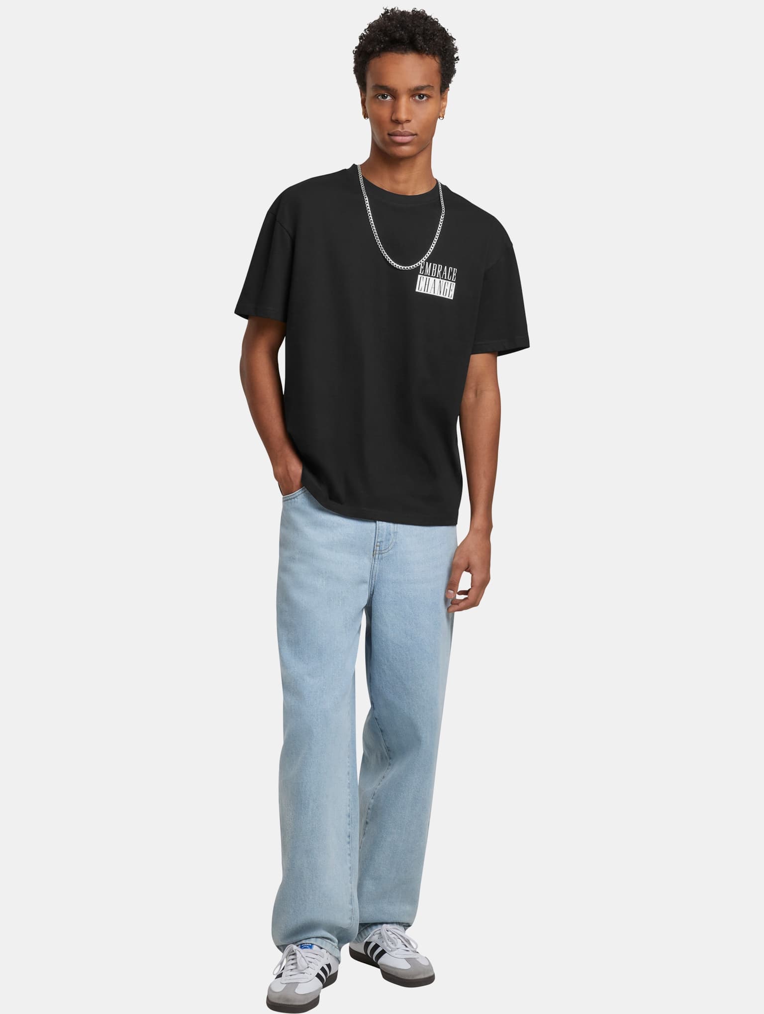 Mister Tee Embrace Change Oversize – Bild 4