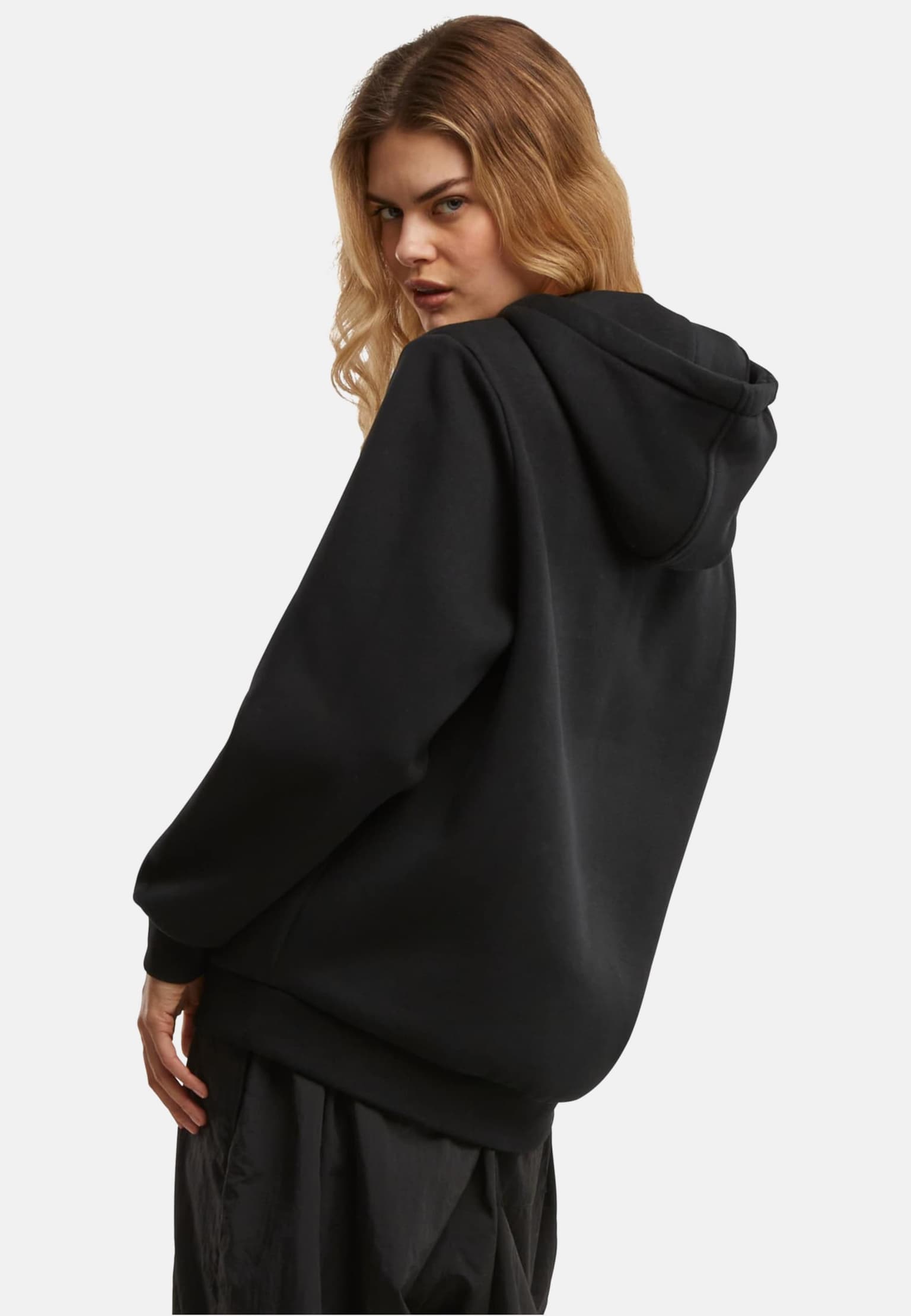 Miss Tee Queen Card EMB Fluffy Hoody – Bild 2