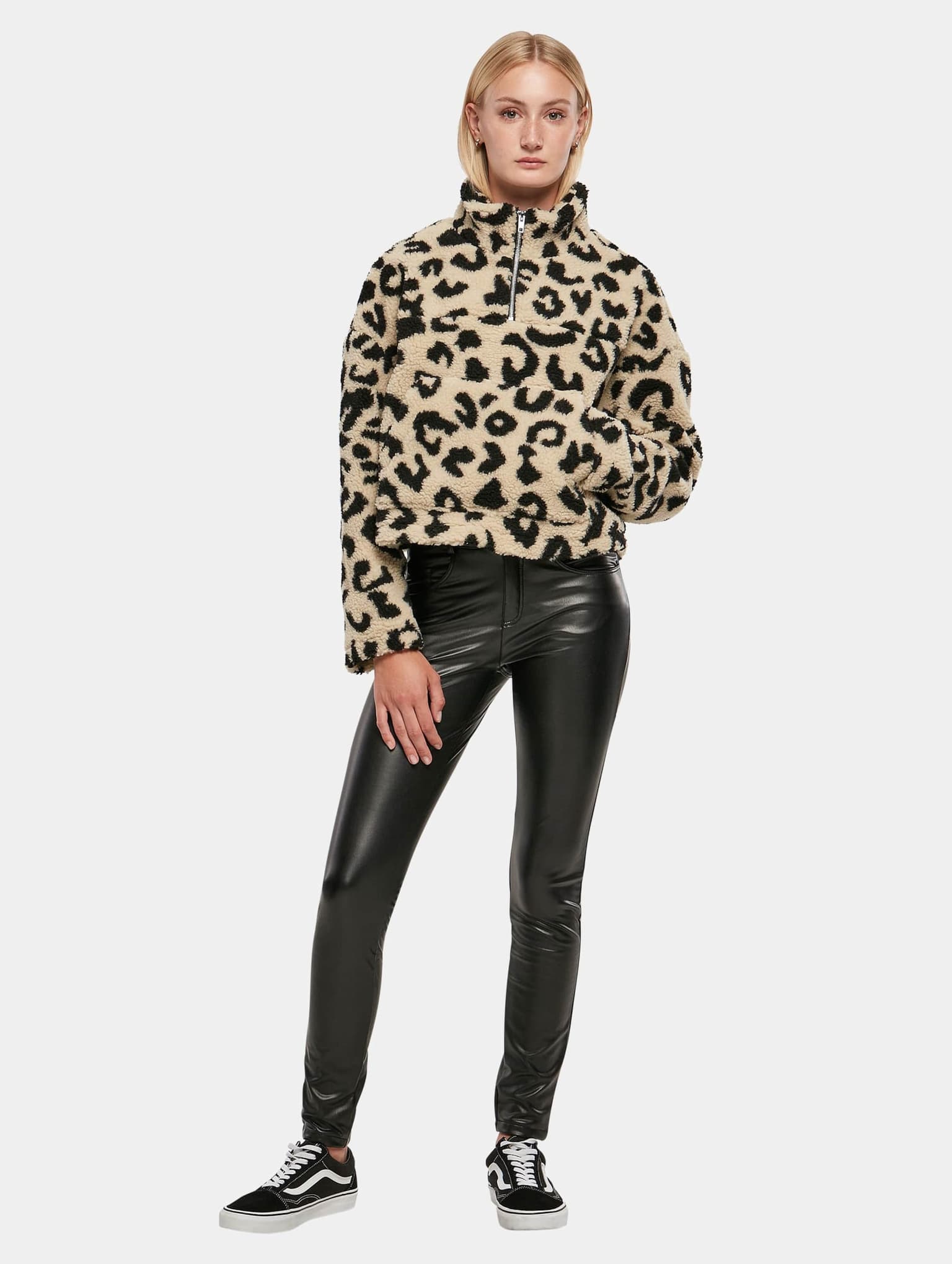 Urban Classics Ladies Short AOP Sherpa Troyer – Bild 4